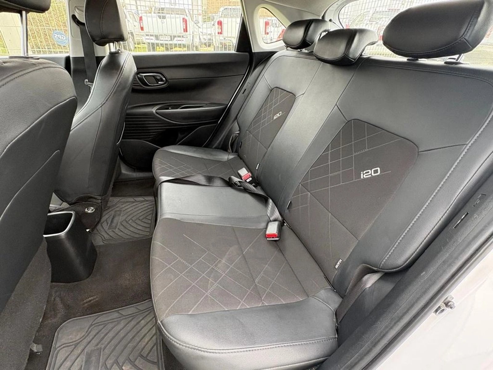 Hyundai I20 1.4 MT PLUS 2025 - Imagen 11 de 12