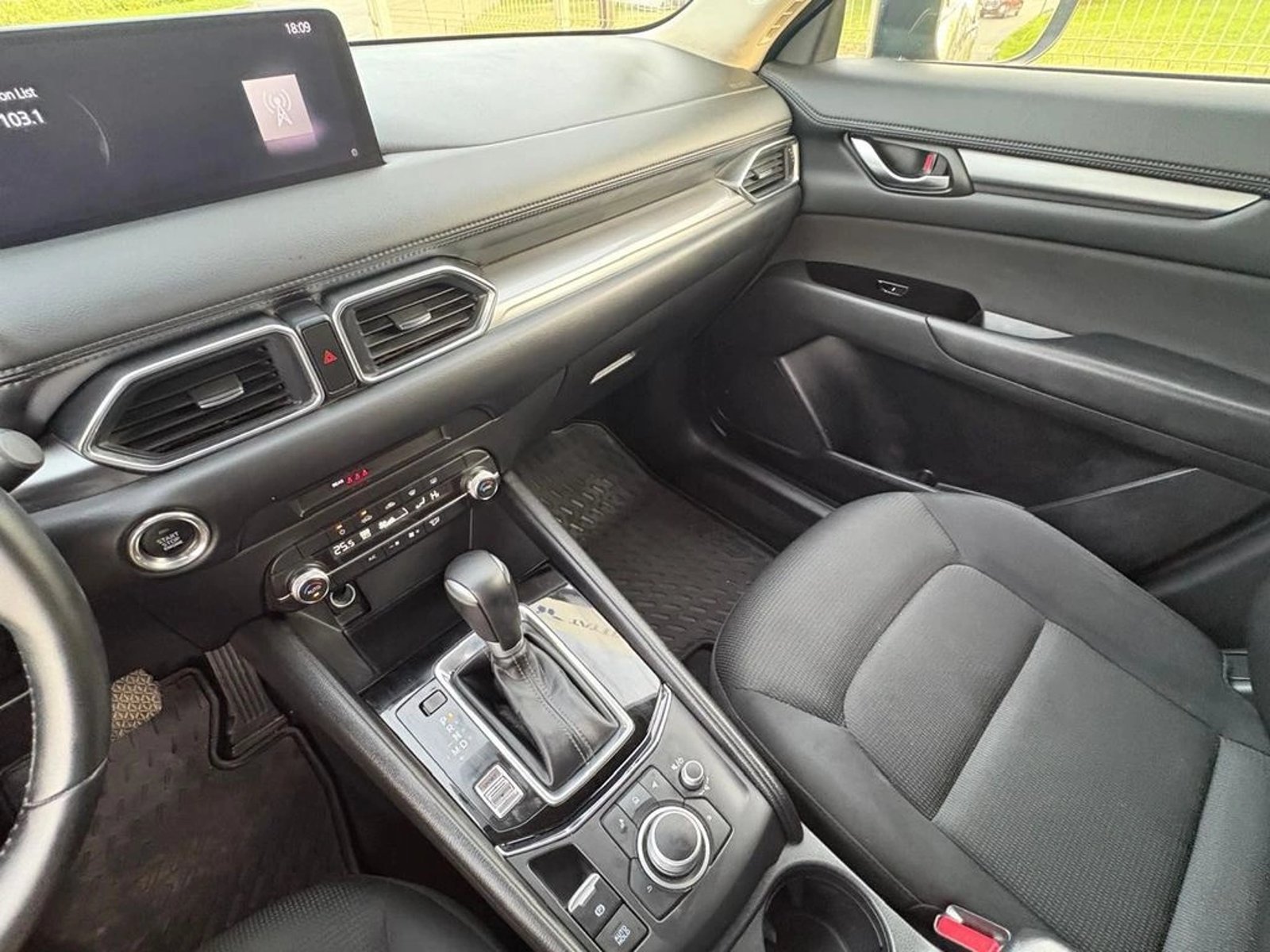 MAZDA CX-5 2.0 AT 4WD 2025 - Imagen 10 de 13