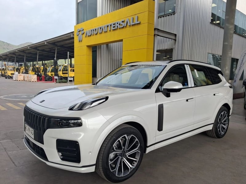 Lynk & Co 09 HALO 2027