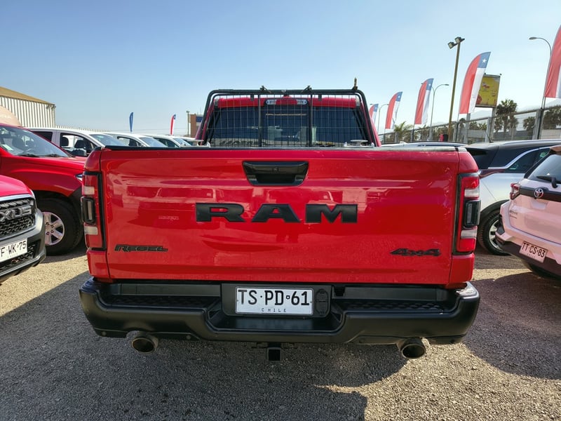 RAM 1500 5.7 Gasolina 4x4 T/A 2024 - Imagen 5 de 20
