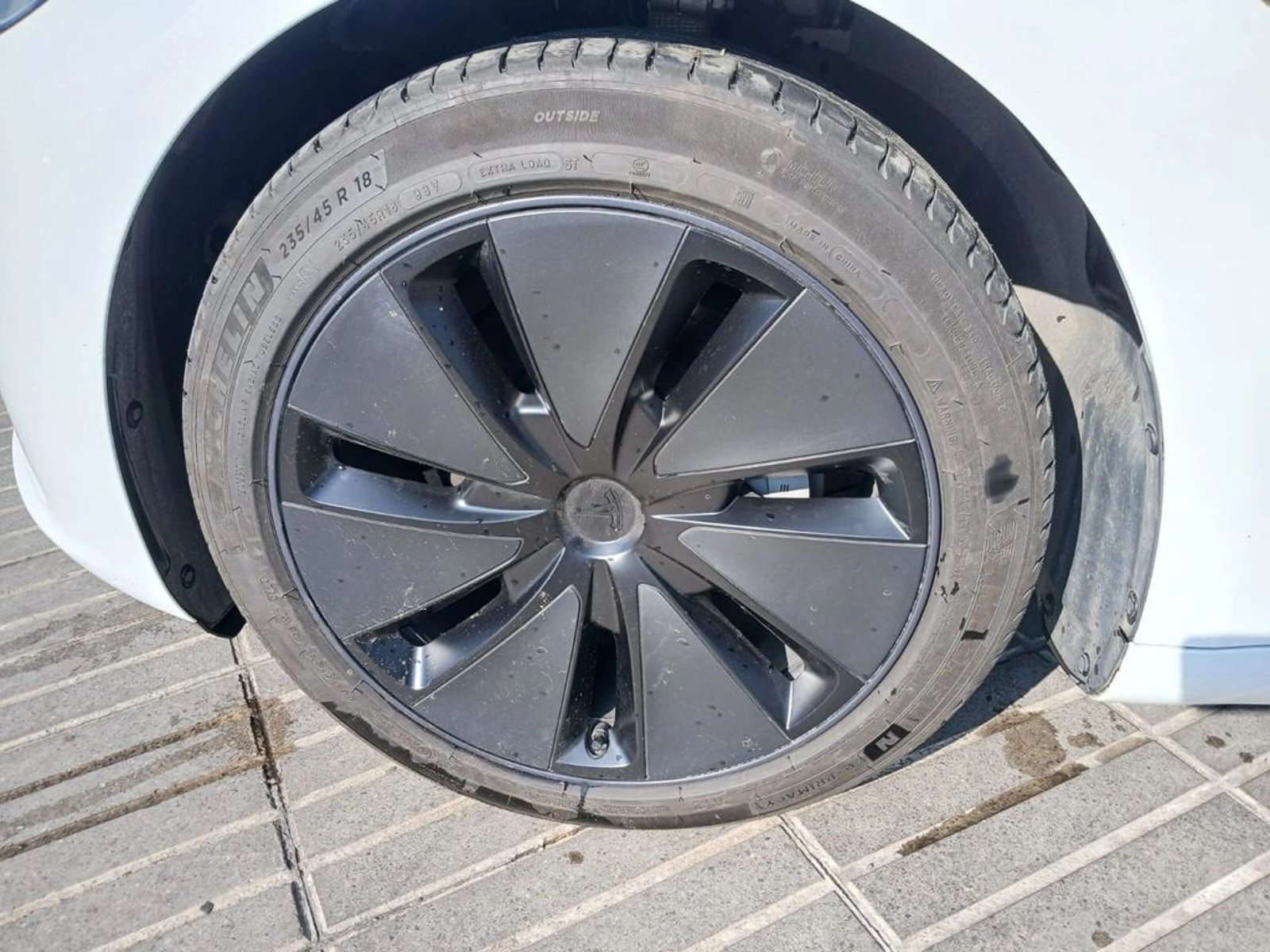 Tesla MODEL 3 Model 3 Long Range AWD Dual Motor 2024 - Imagen 16 de 16