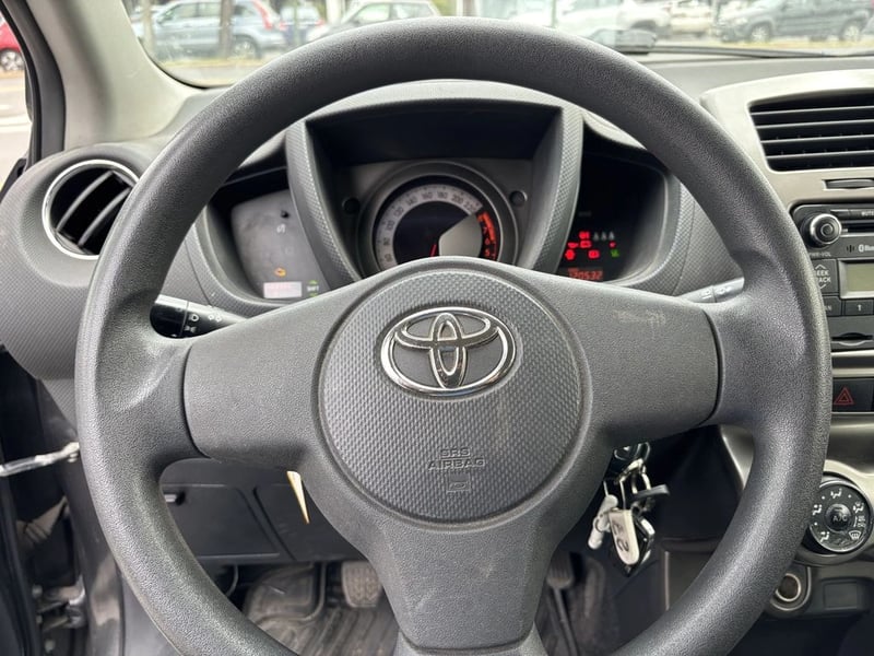 Toyota URBAN CRUISER MT 2013 - Imagen 17 de 20