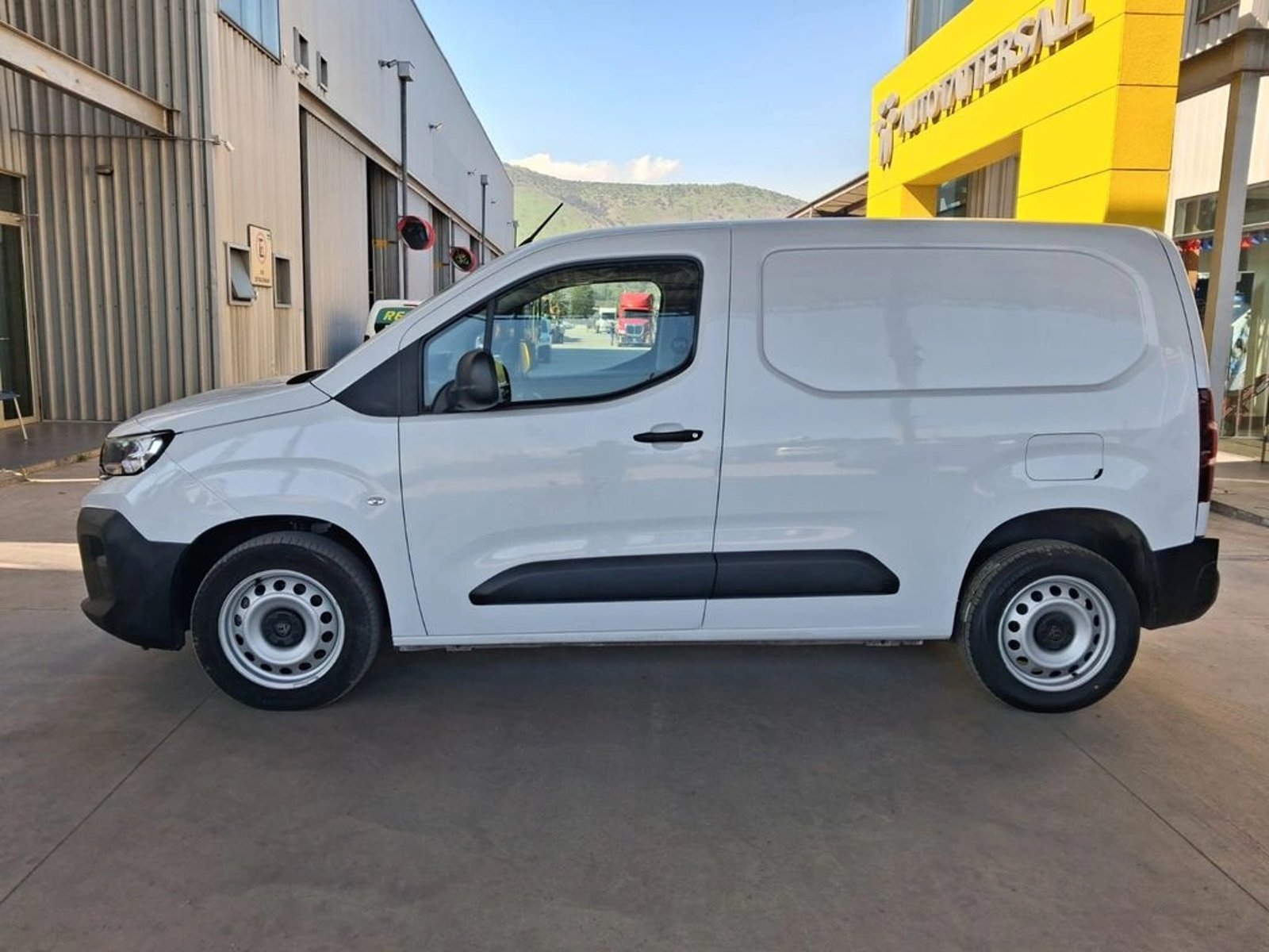 Peugeot PARTNER L1 1.5 2025 - Imagen 8 de 17