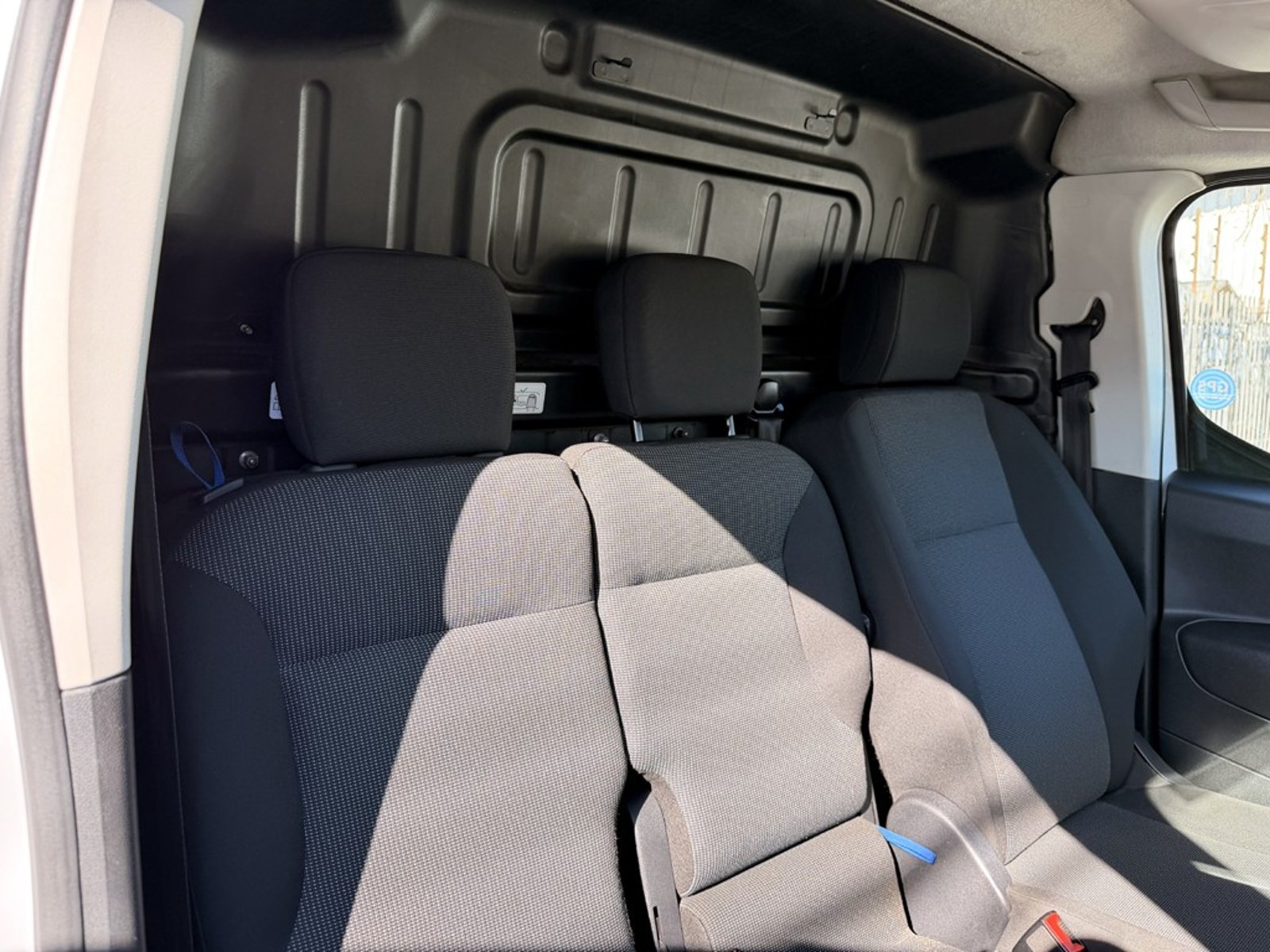 Peugeot PARTNER L1 BLUE HDI 2024 - Imagen 19 de 20