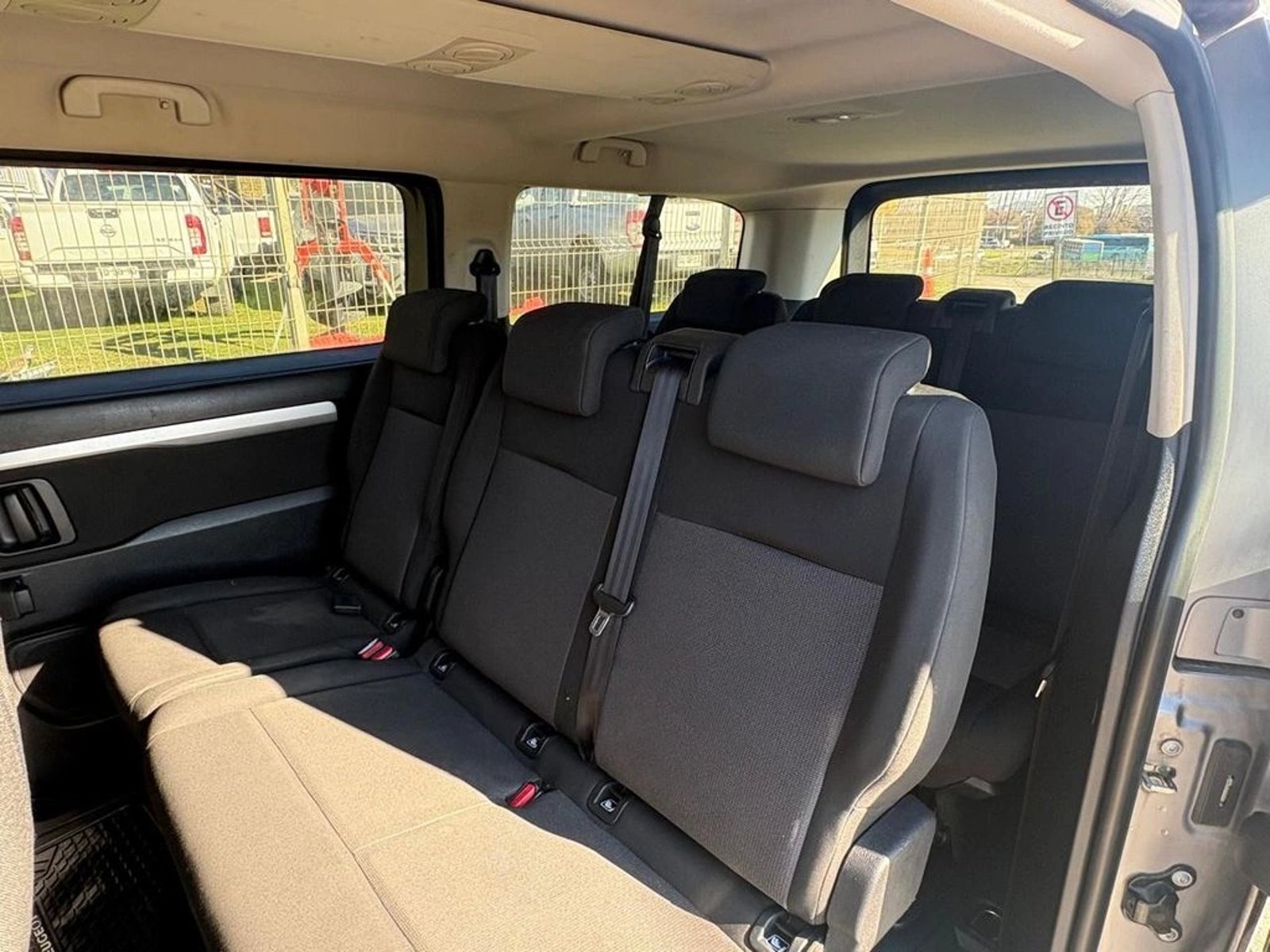 PEUGEOT TRAVELLER L3 HDI 2.0 2022 - Imagen 11 de 12