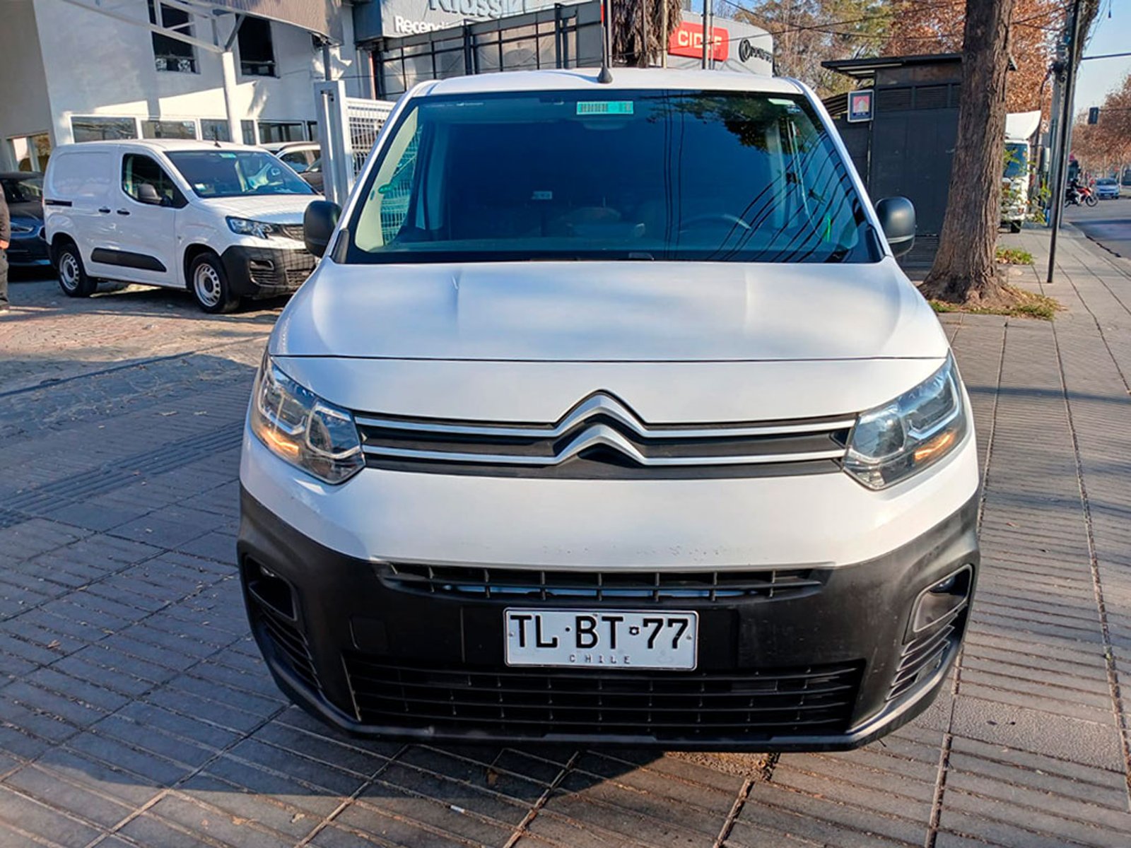 Citroën BERLINGO 1.5 2024 - Foto 2 de 12
