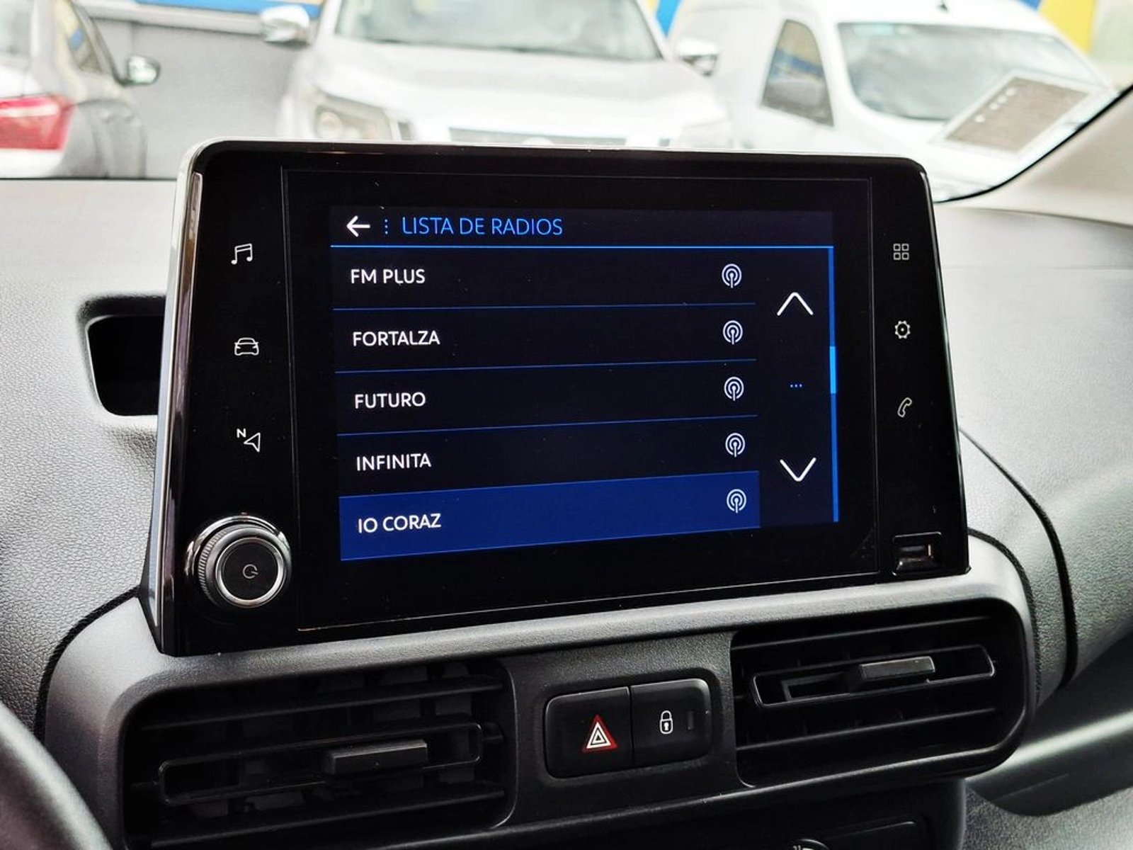 PEUGEOT PARTNER L1 1.5 HDI 2024 - Imagen 14 de 17