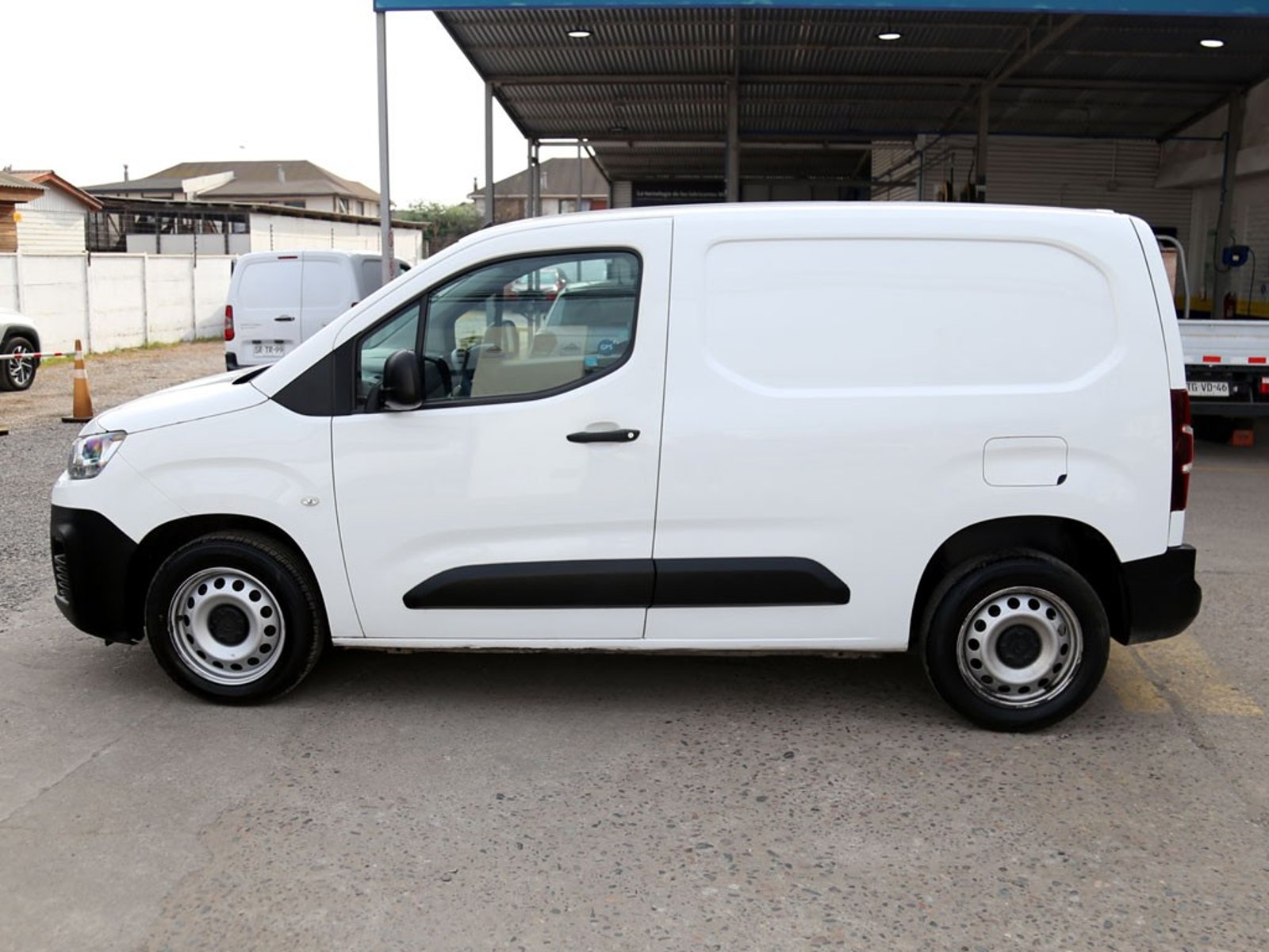 CITROEN BERLINGO 1.6 M HDI 92 MT DIESEL 2022 - Imagen 8 de 19