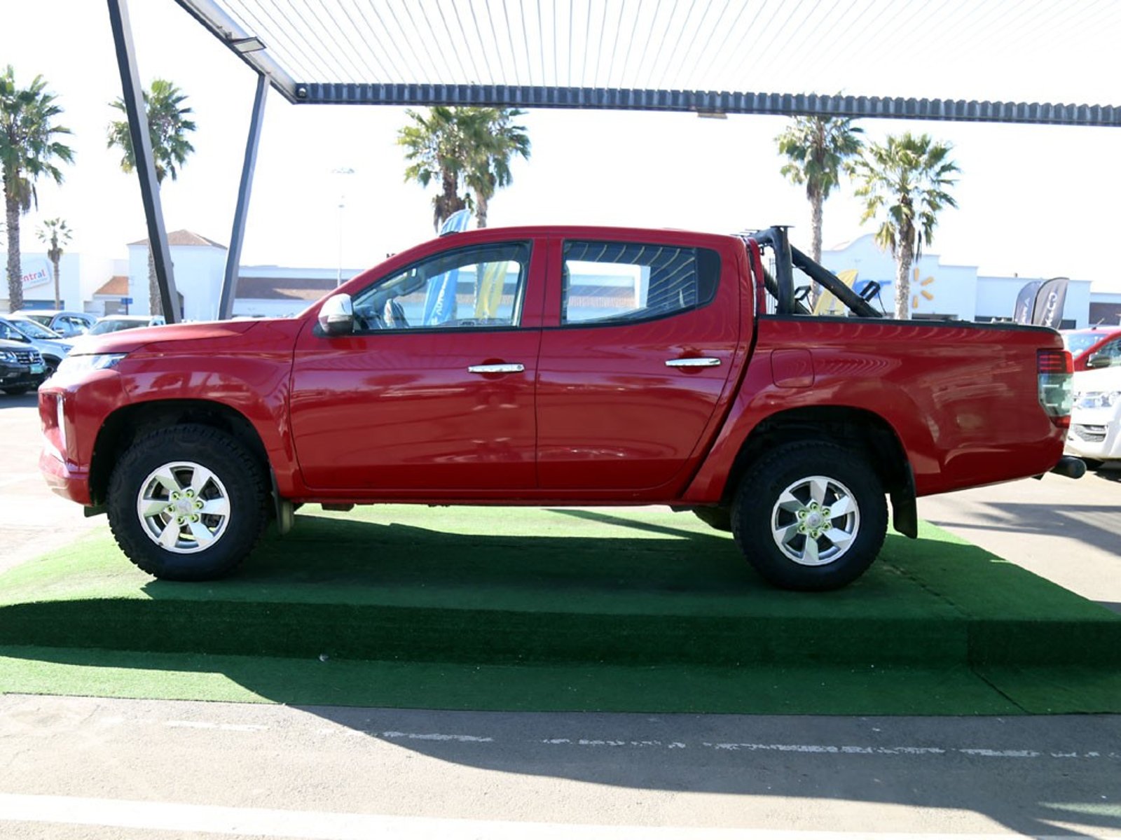 Mitsubishi L200 KATANA 2.4 4x4 MT 2023 - Foto 5 de 20