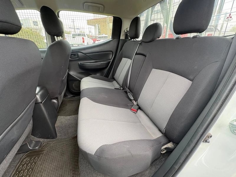 Mitsubishi L200 KATANA CR 4X2 2023 - Imagen 10 de 11
