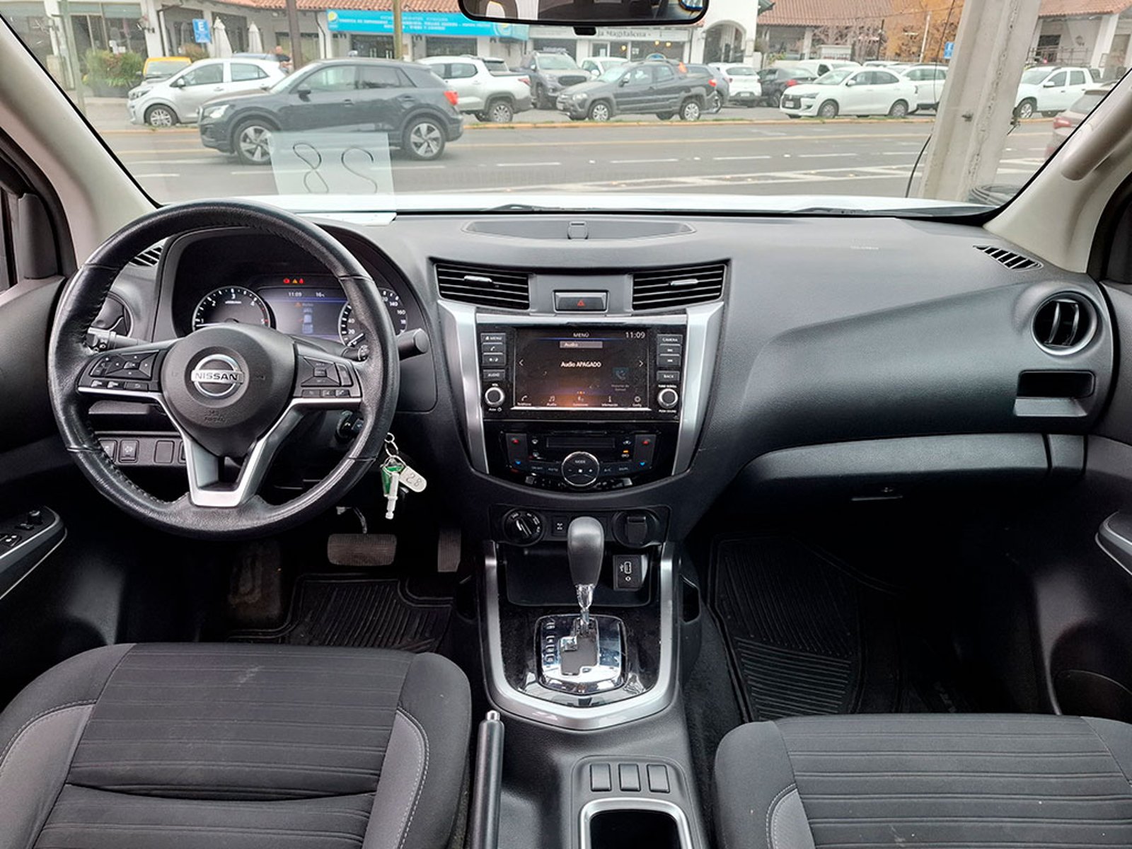 NISSAN NAVARA 2.3D XE 2022 - Imagen 8 de 20