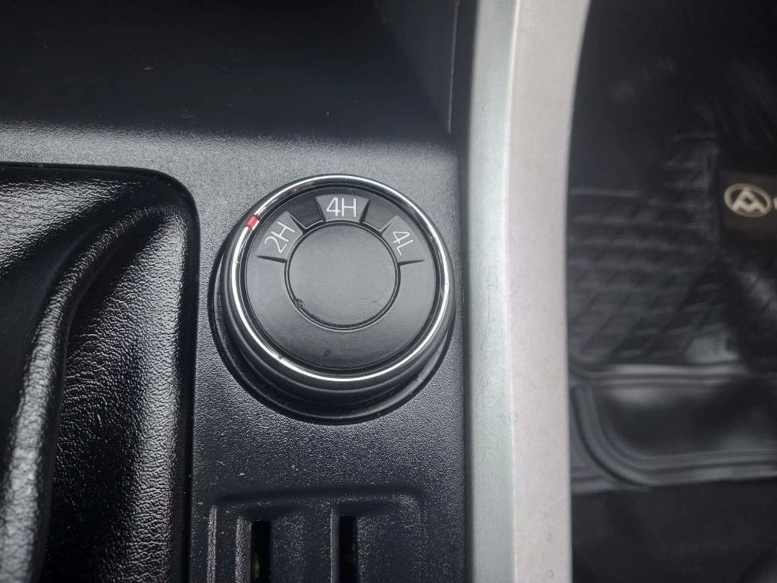 MAXUS T60 2.8 DC DX 6MT 2023 - Imagen 12 de 14