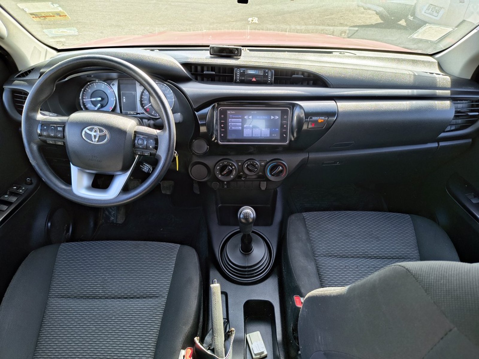 Toyota HILUX HILUX TSS 2.4 Diesel 4X2 T/M 2022 - Imagen 16 de 20