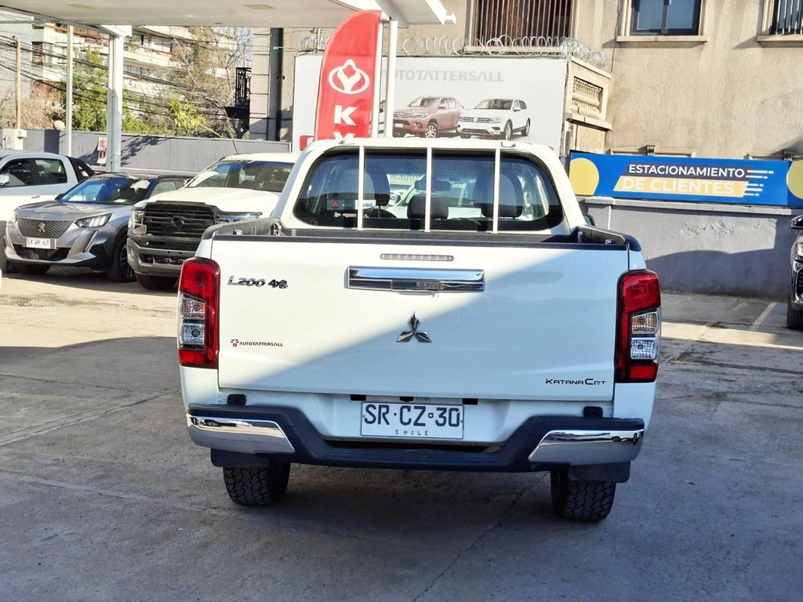 MITSUBISHI L200 2.4 2023 - Imagen 8 de 20