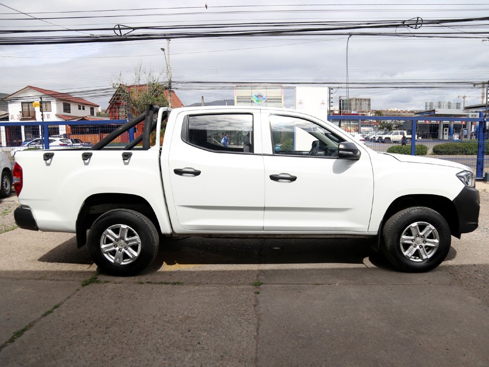 Maxus T60 2.8 DX DIESEL DOB. CAB 4X2 6MT 4P 2022 - Foto 4 de 20