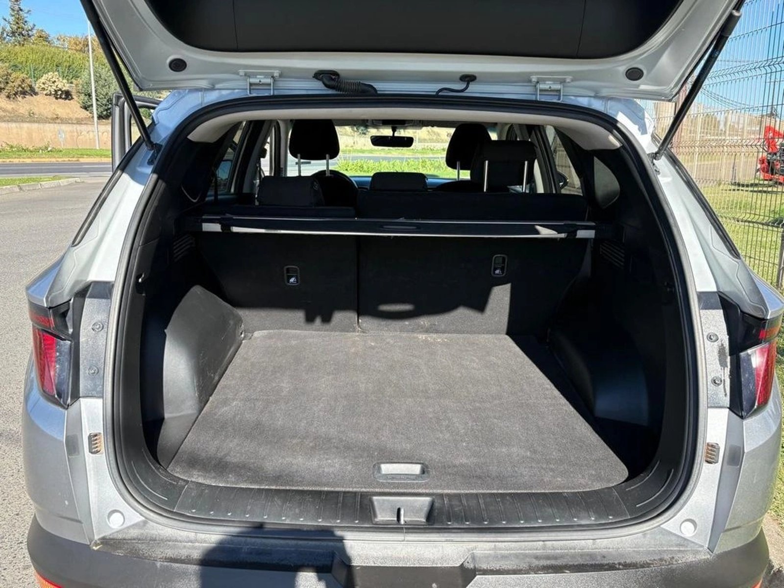 HYUNDAI TUCSON NX4 2.0 2025 - Imagen 8 de 12