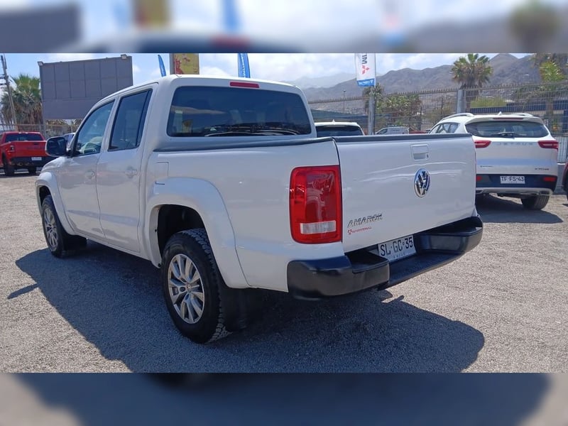 Volkswagen AMAROK 2.0 Diesel 4x2 T/M 2023 - Imagen 7 de 20