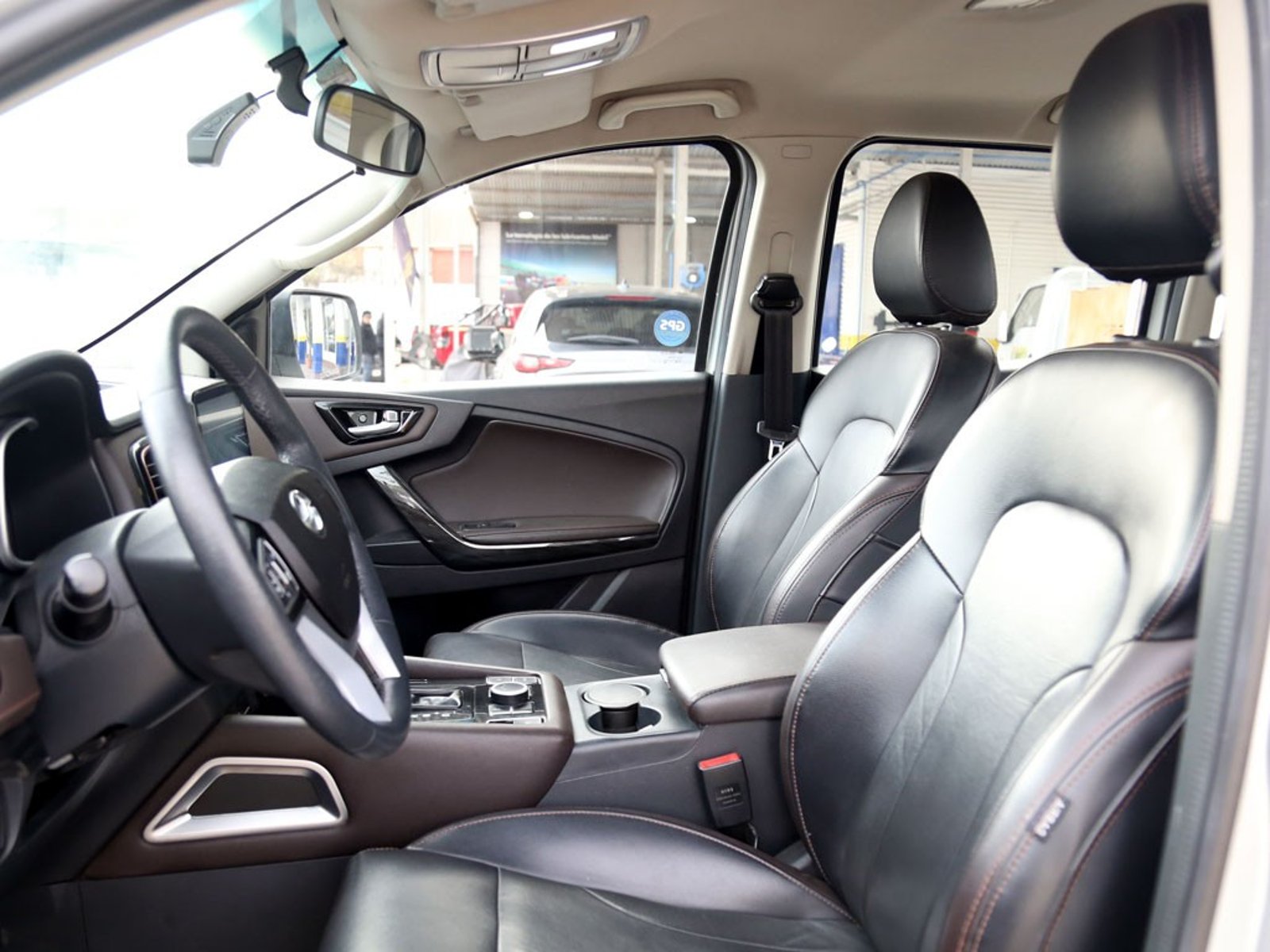 ZX AUTO TERRALORD 2.5 LUX PLUS 4X4 DIESEL AT 4P 2023 - Imagen 12 de 20