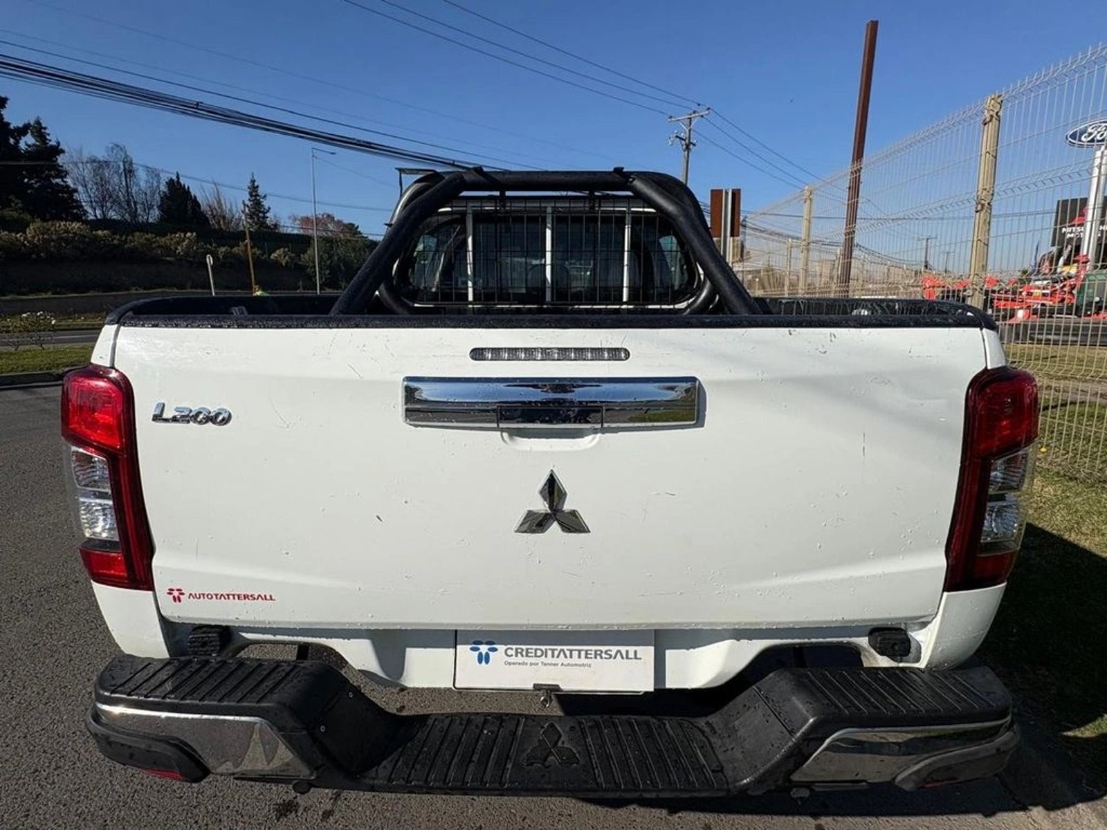 MITSUBISHI L200 KATANA CR 4X2 2023 - Imagen 7 de 12