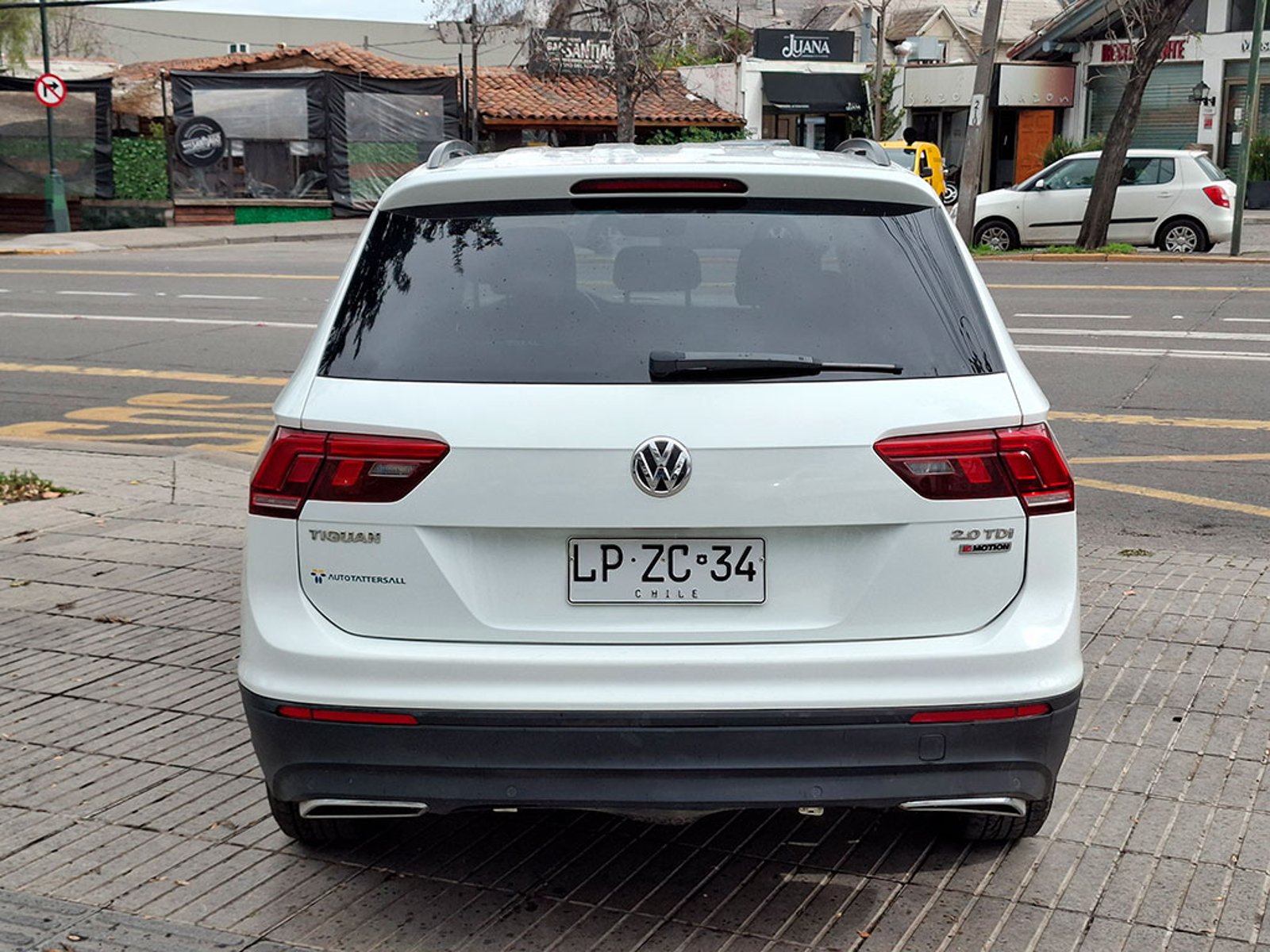 Volkswagen TIGUAN COMFORTLINE 4MOTION AT DIESEL 7 PASAJEROS 2020 - Foto 5 de 20