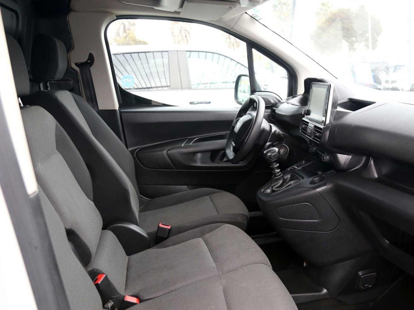 Peugeot PARTNER 1.5 L1 BLUEHDI 100 MT DIESEL 2024 - Imagen 15 de 19