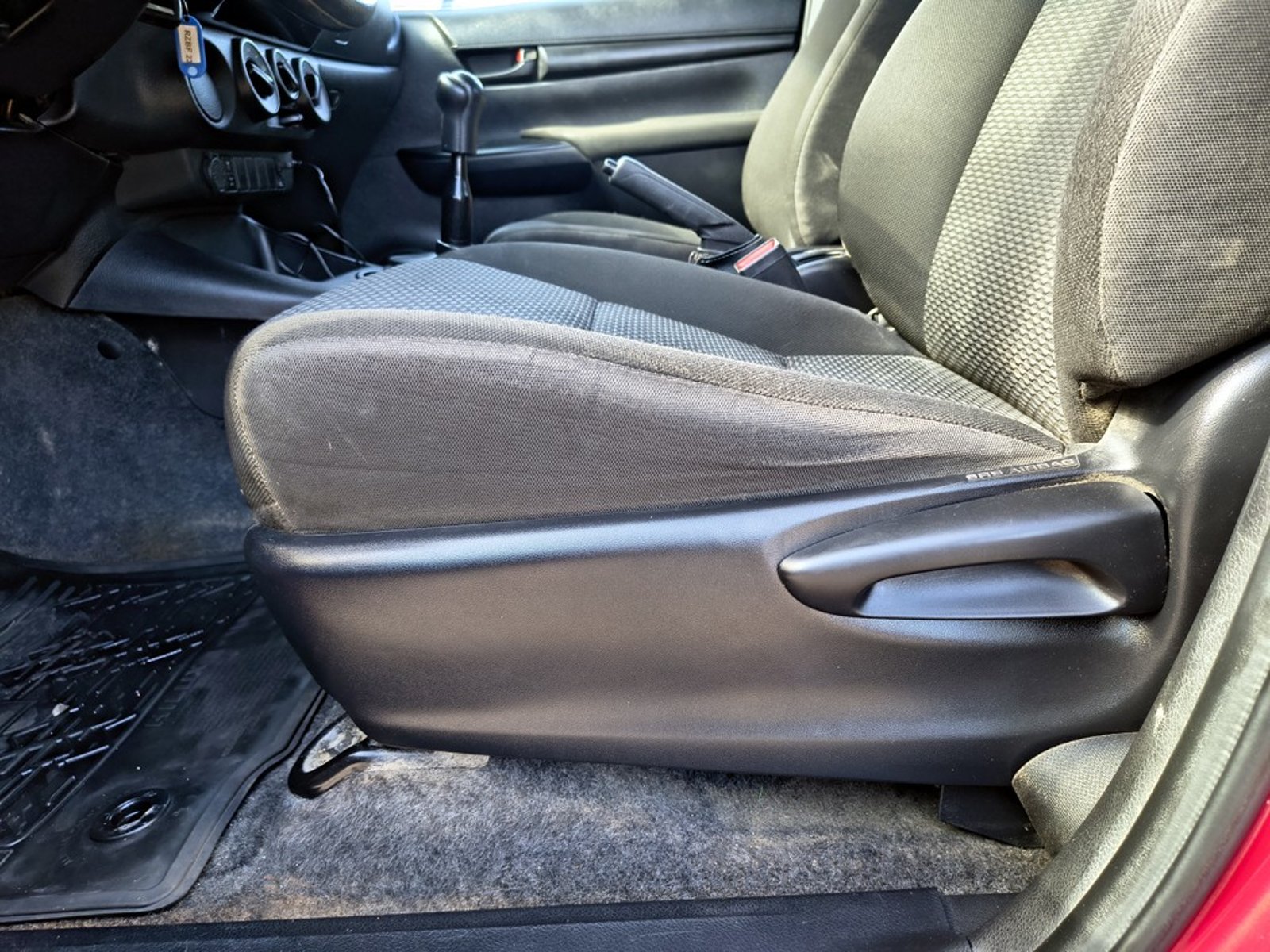 TOYOTA HILUX TSS 2.4 Diesel 4X2 T/M 2022 - Imagen 9 de 19