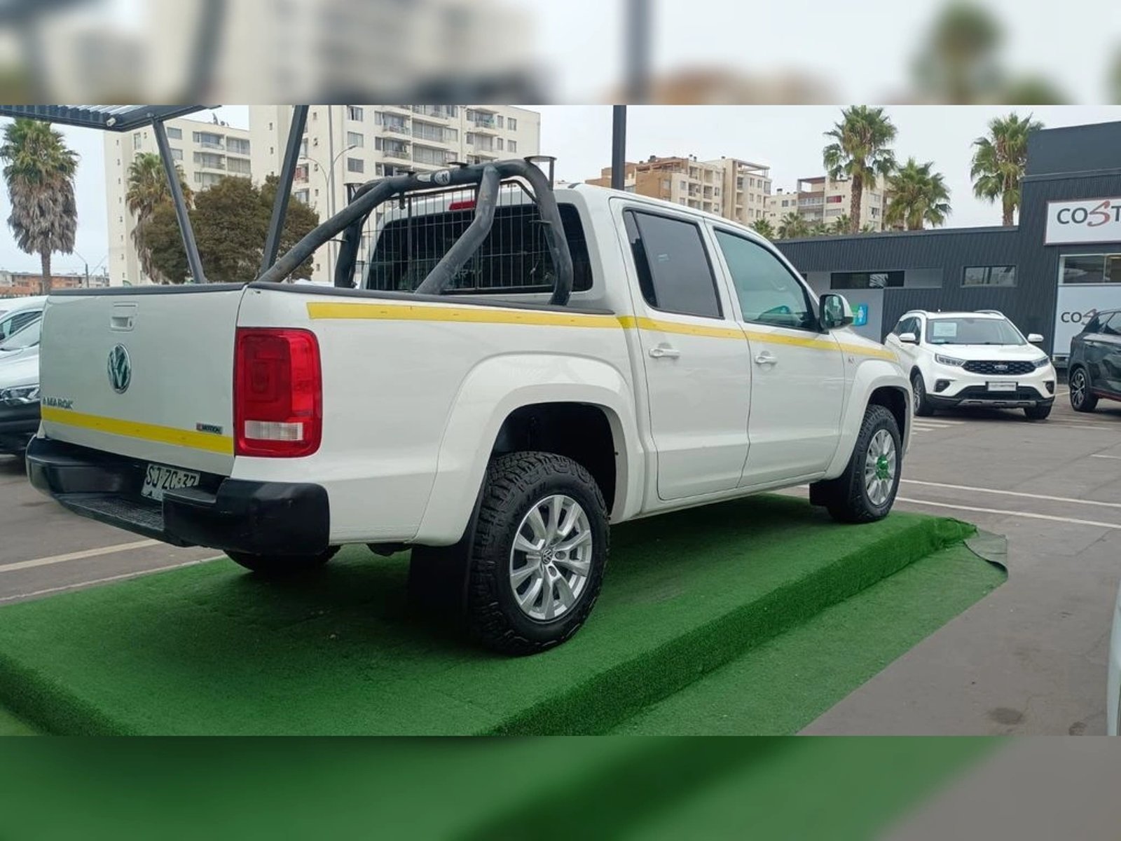 VOLKSWAGEN AMAROK 2.0 TRENDLINE DIESEL 4MOTION 4X4 DOB. CAB. MT 4P 2023 - Imagen 5 de 12