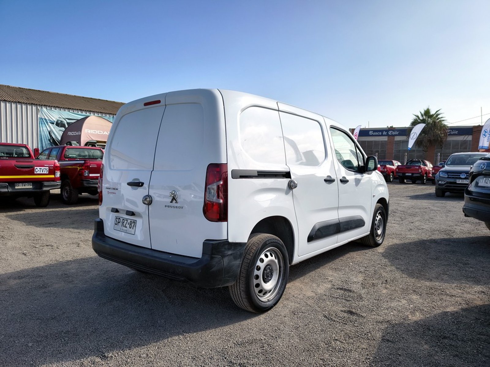 PEUGEOT PARTNER PARTNER L1 1.6 Diesel 4x2 T/M 2023 - Imagen 7 de 16