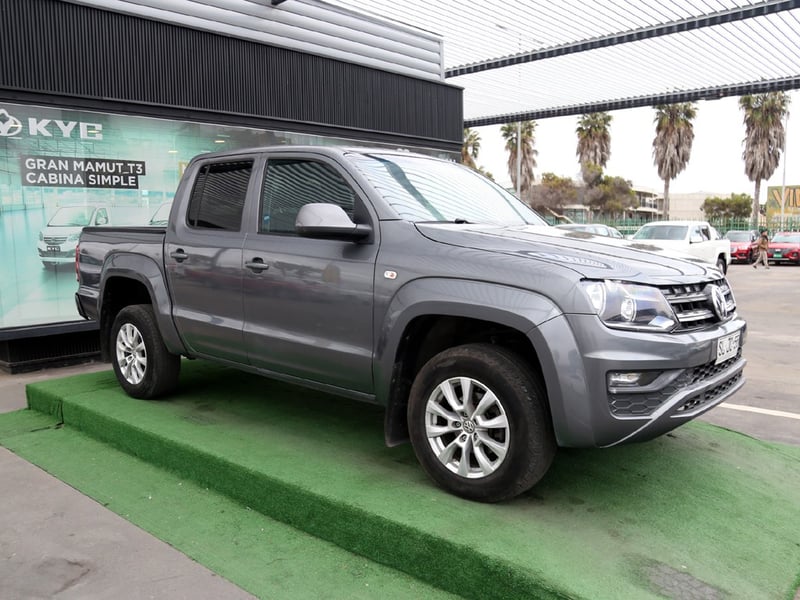 Volkswagen AMAROK TRENDLINE 4X2 2.0 MT 2023 - Imagen 3 de 20