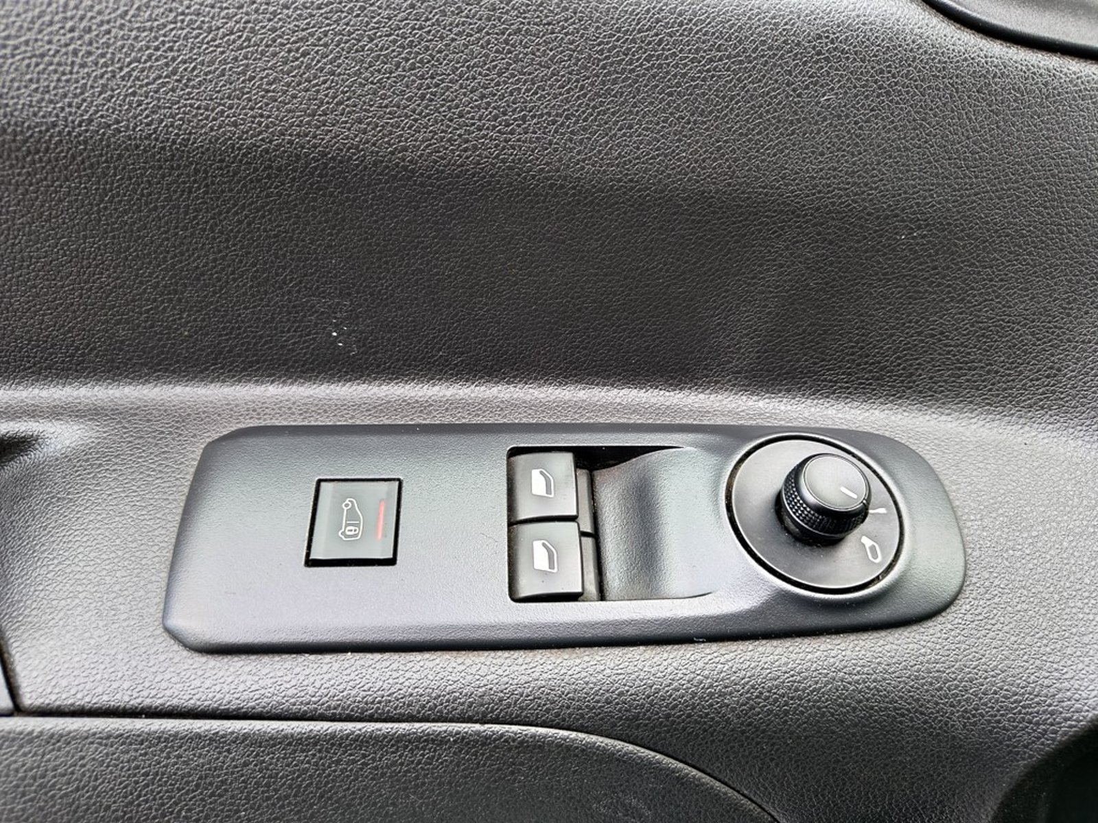 PEUGEOT PARTNER PARTNER L1 1.5 Diesel 4X2 T/M 2024 - Imagen 8 de 15