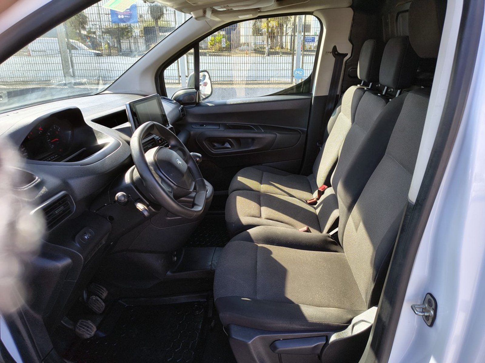 Peugeot PARTNER L1 BLUE HDI 2024 - Imagen 8 de 14