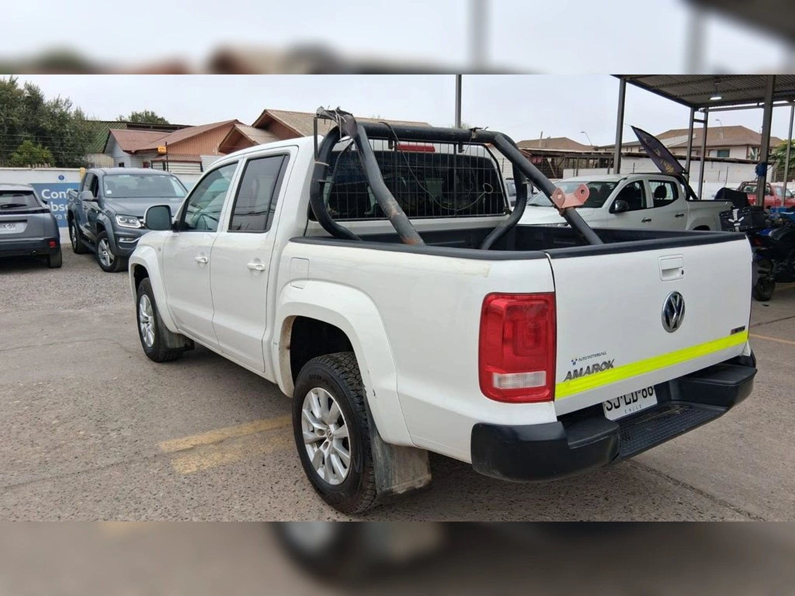 VOLKSWAGEN AMAROK 2.0 TRENDLINE DIESEL 4MOTION 4X4 DOB. CAB. MT 4P 2023 - Imagen 7 de 19