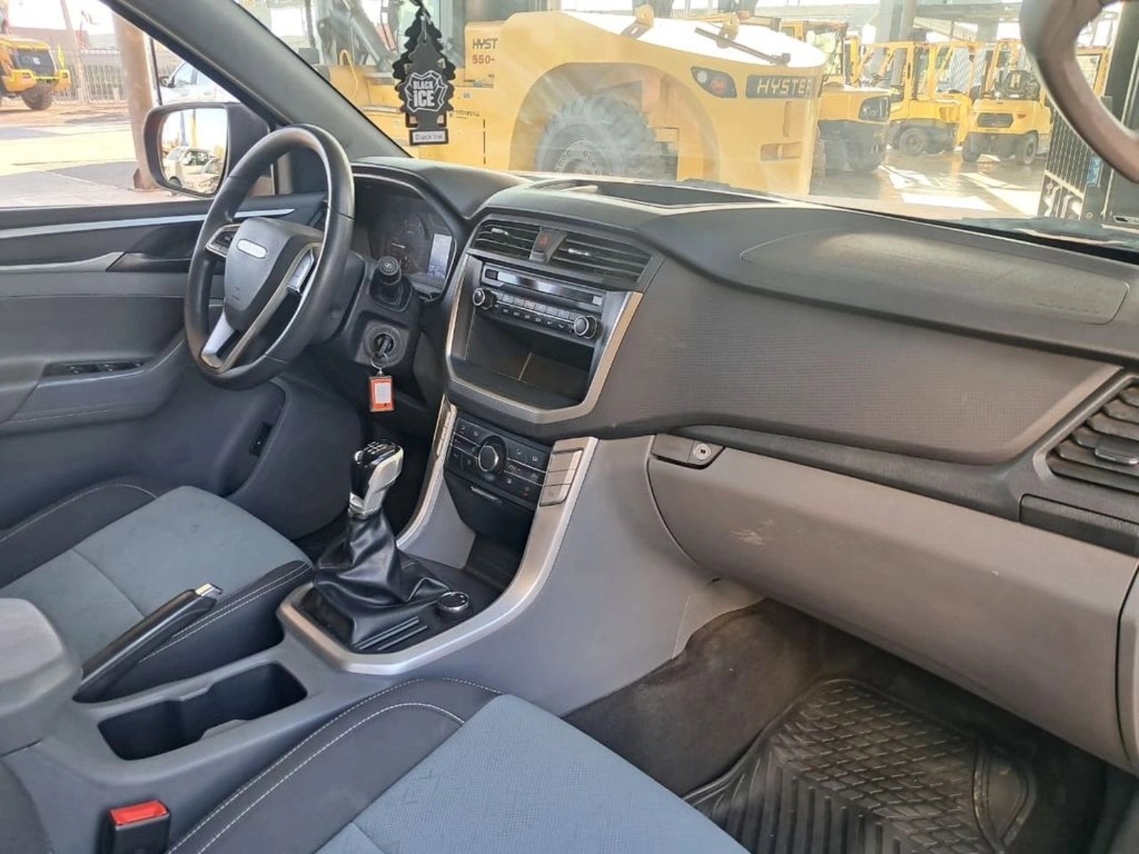 MAXUS T60 DX 4X4 MT 2.0 2024 - Imagen 17 de 20