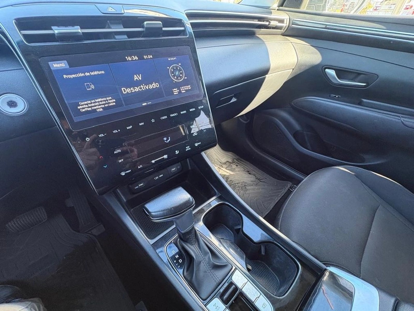 HYUNDAI TUCSON NX4 2.0 2025 - Imagen 11 de 12