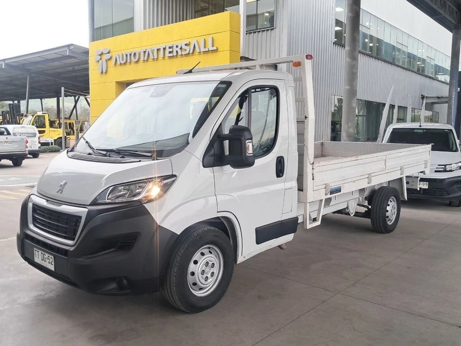 Peugeot Boxer L3 2.2 Pickup Cabina Simpl… 2025