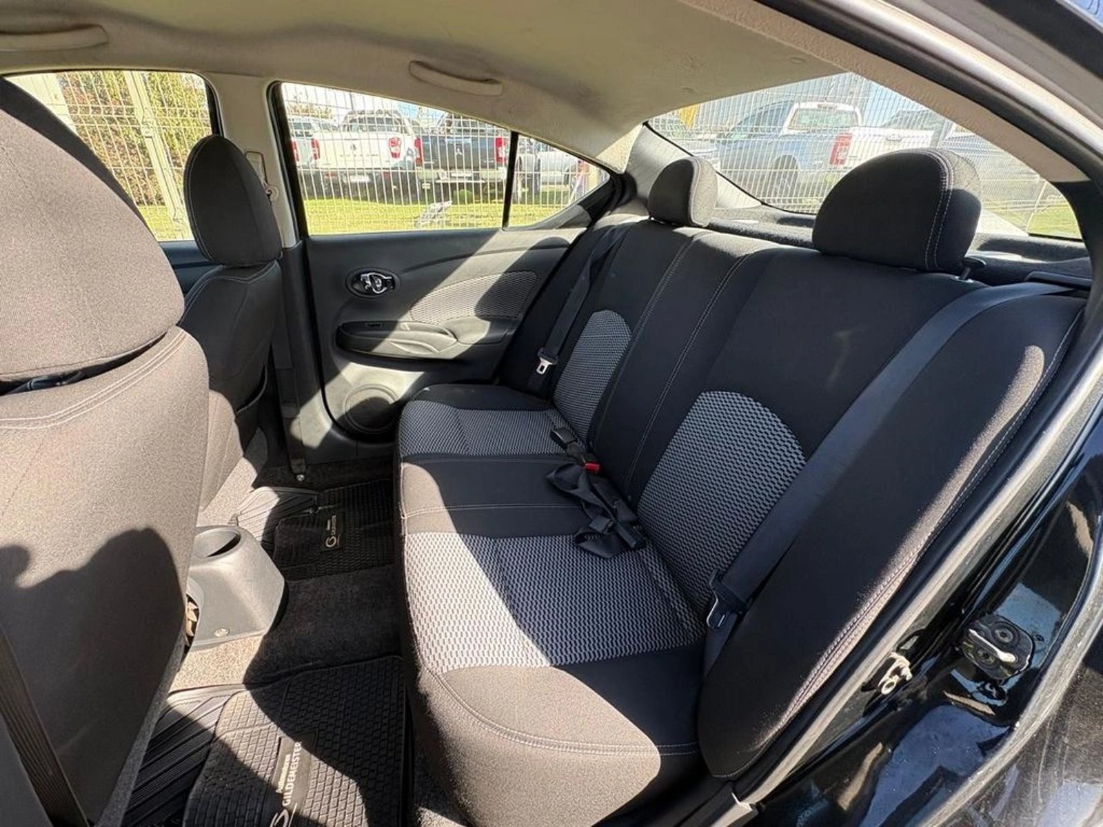 NISSAN VERSA SENSE 1.6 2019 - Imagen 11 de 12
