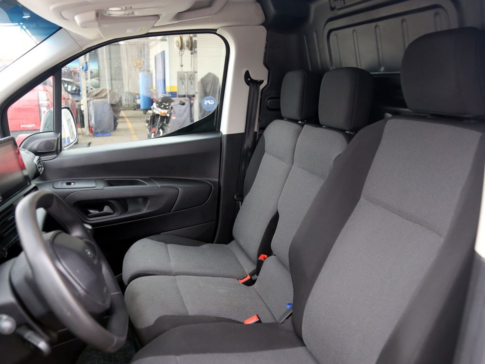 Peugeot PARTNER L1 MT 1.5 2024 - Imagen 17 de 20