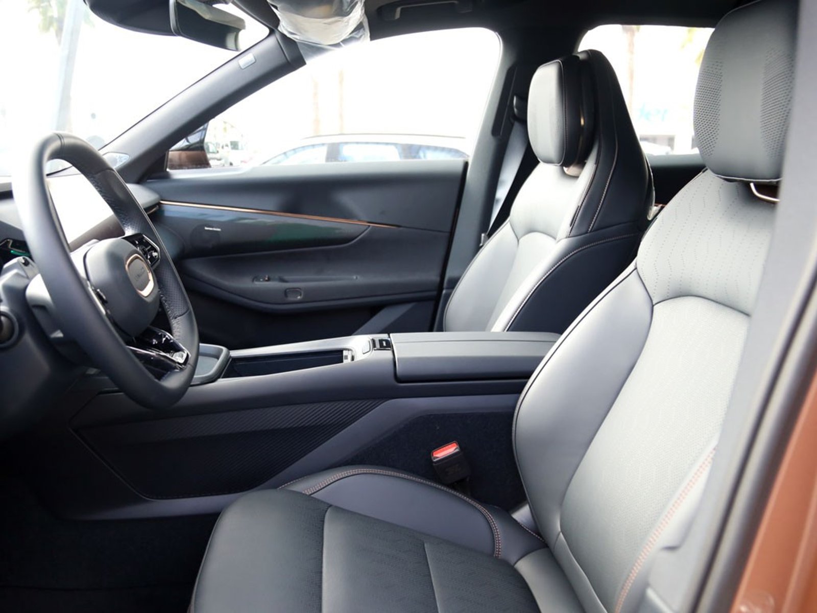 LYNK&CO 08 HALO HYBRID PHEV 1.5T 2026 - Imagen 11 de 20