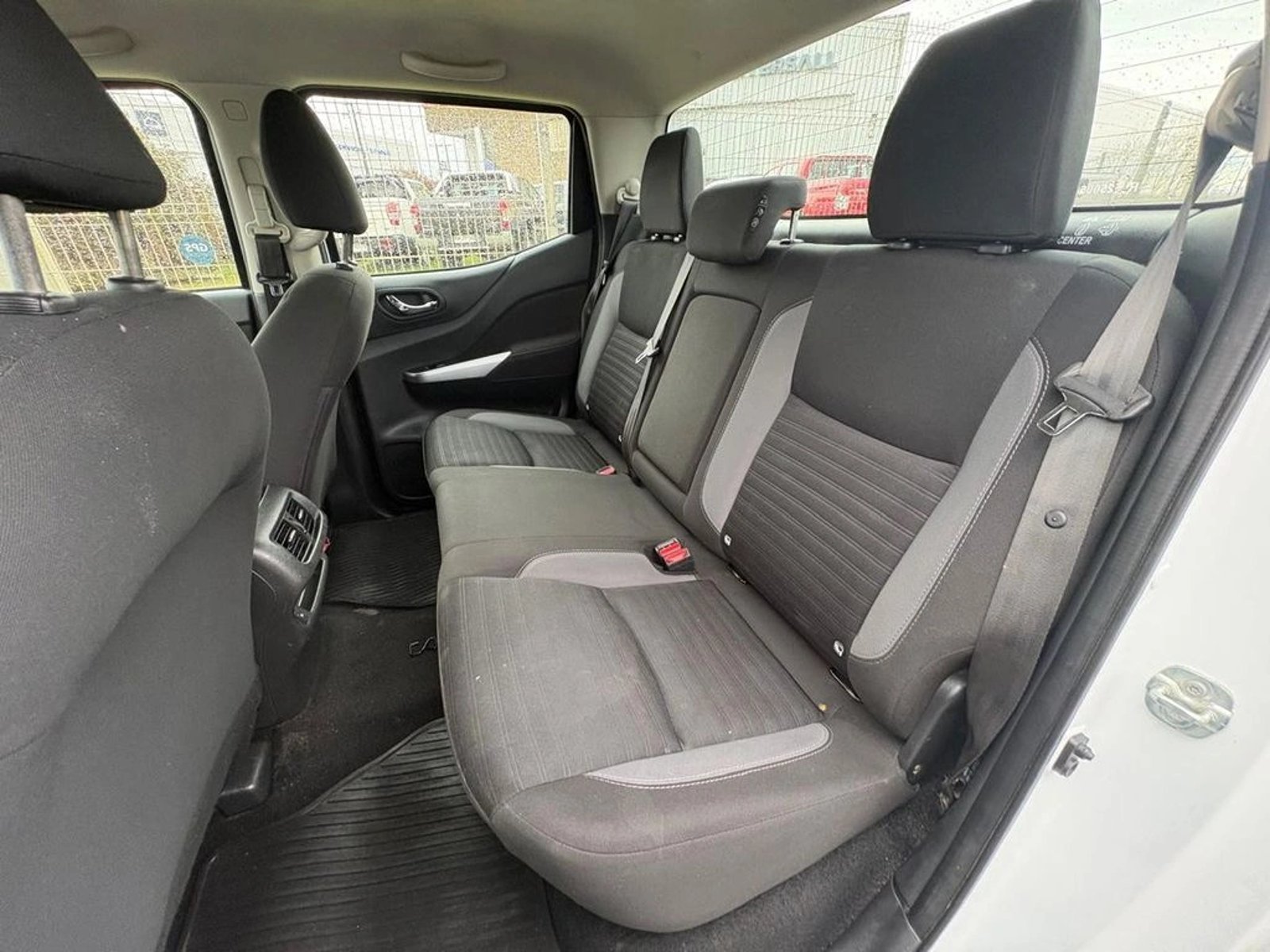 Nissan NAVARA 2.3 MT 4X2 2023 - Imagen 11 de 11