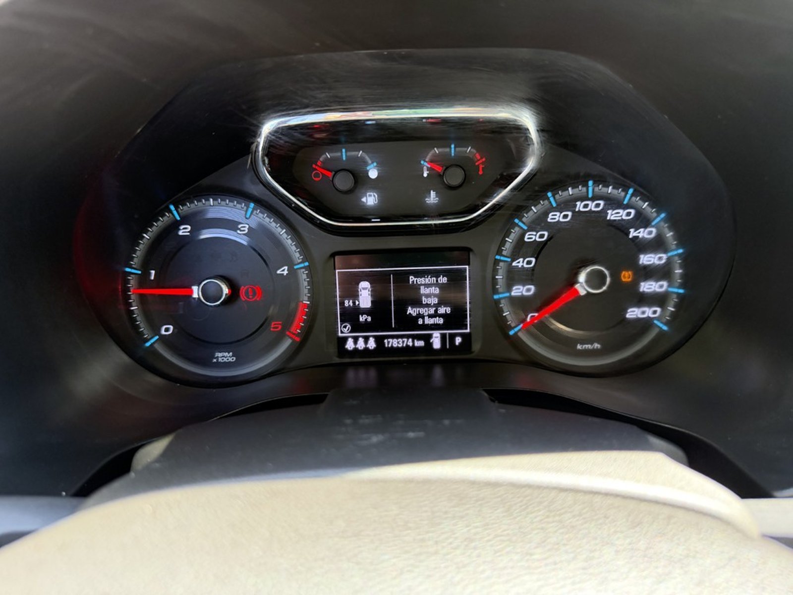 CHEVROLET COLORADO 2.8 CTDI HIGH COUNTRY 2022 - Imagen 16 de 20