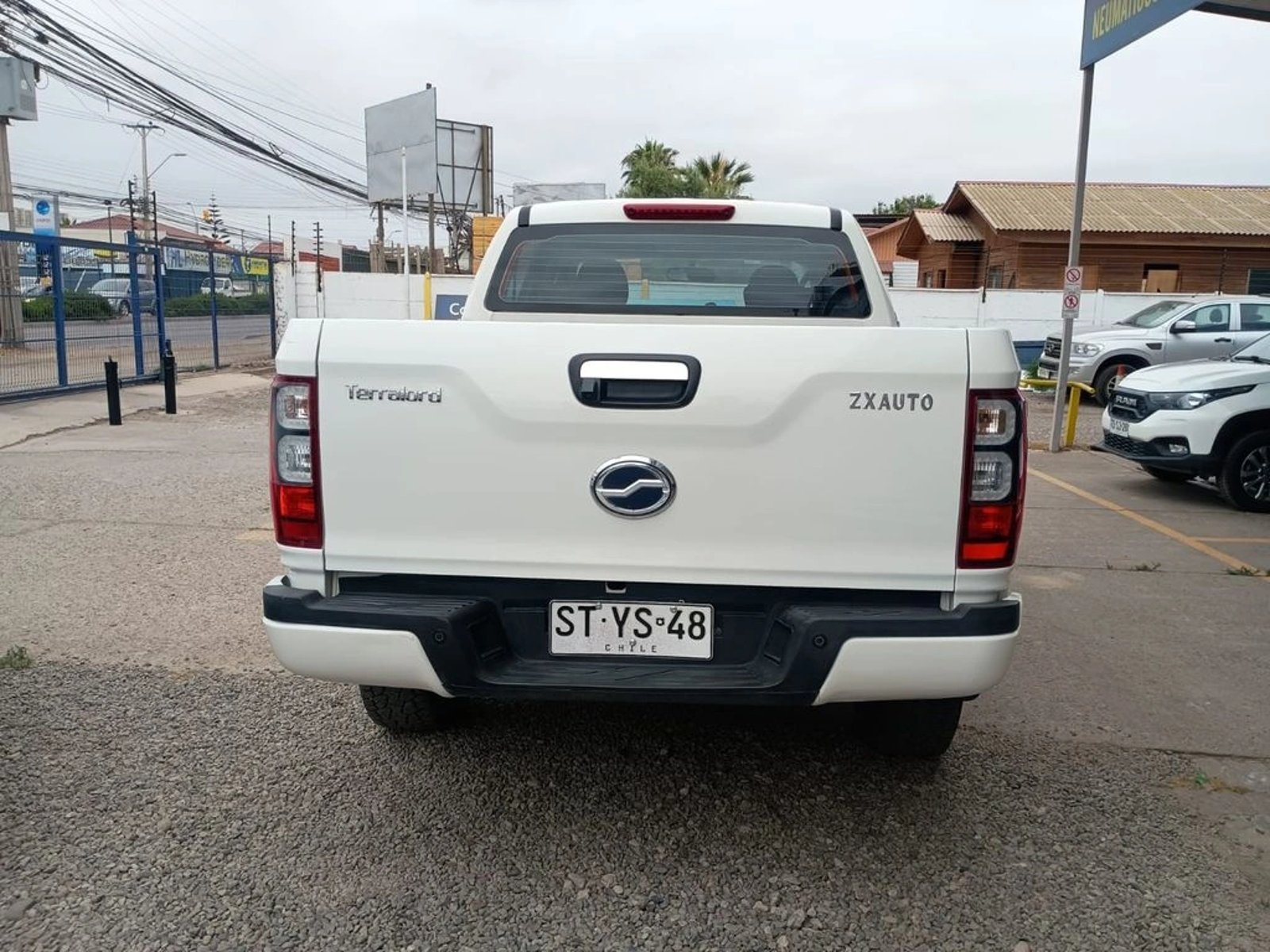 ZX AUTO TERRALORD 2.5 DLX 4X4 DIESEL MT 4P 2023 - Imagen 10 de 17