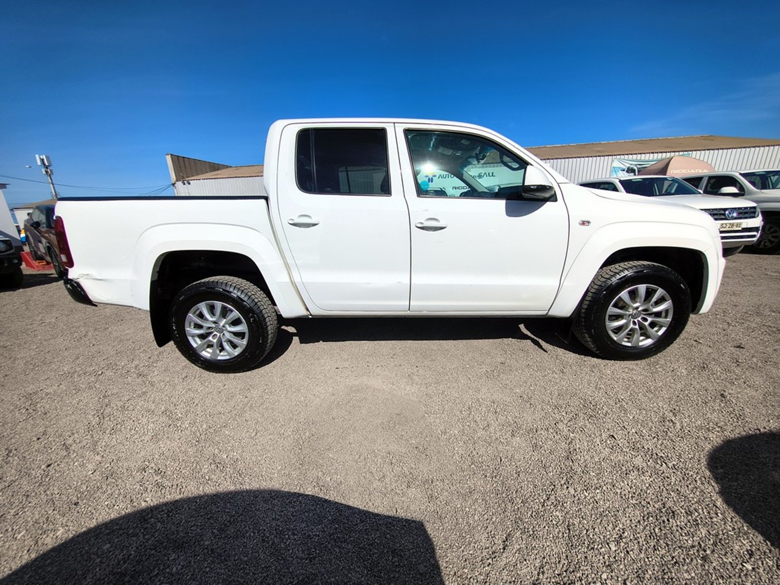 Volkswagen AMAROK 2.0 Diesel 4x2 T/M 2023 - Foto 4 de 20