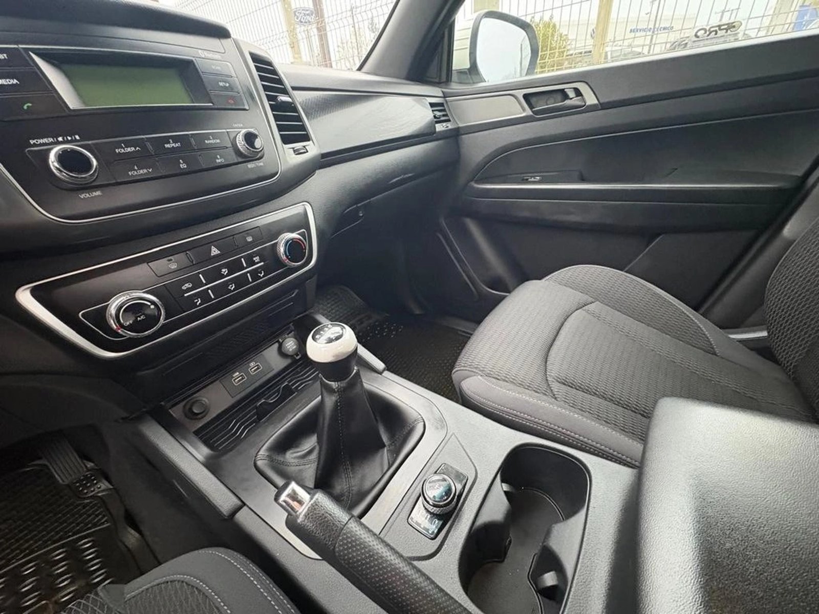 SSANGYONG GRAND MUSSO 2.2 MT 4X4 DIESEL 2023 - Imagen 8 de 11