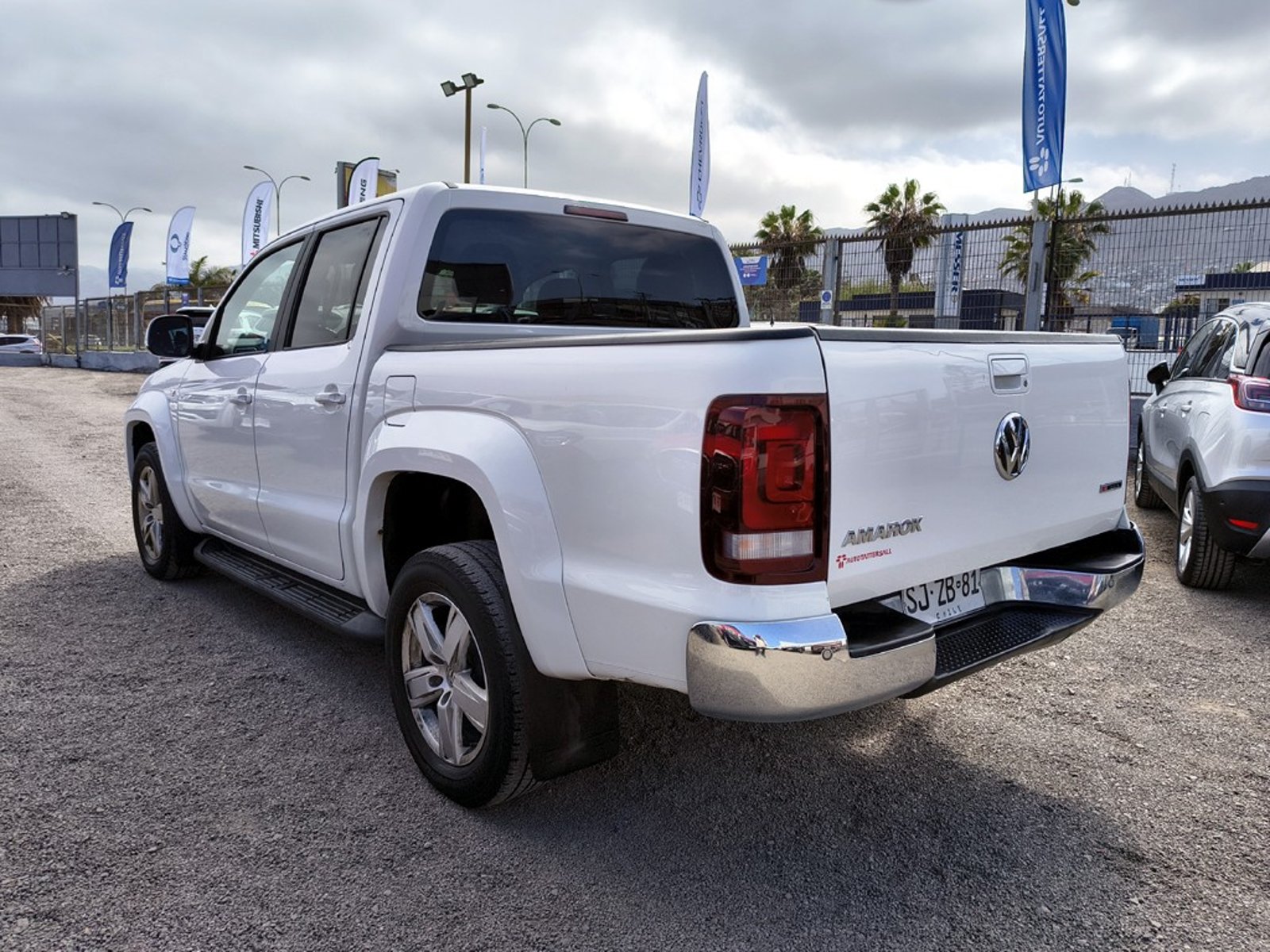 Volkswagen AMAROK 2.0 Diesel 4x4 T/A 2023 - Foto 4 de 20