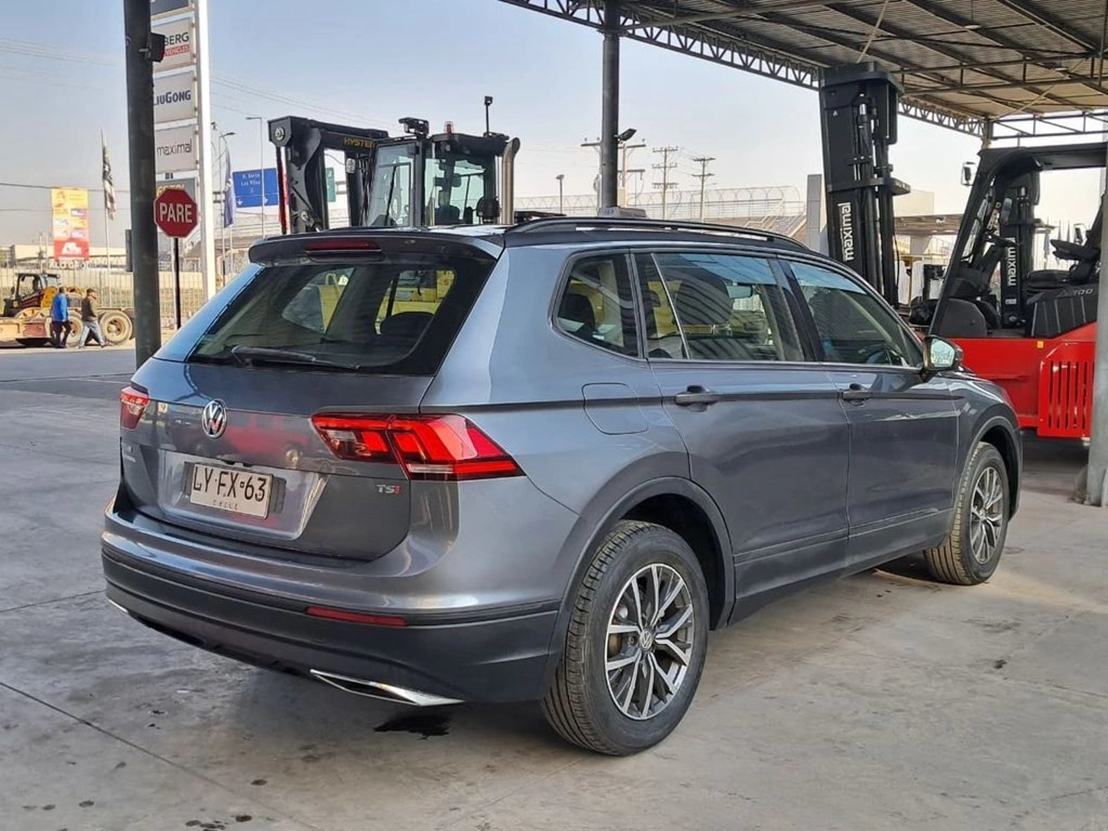 VOLKSWAGEN TIGUAN 1.4 TSI COMFORTLINE 5P AT 2020 - Imagen 6 de 18