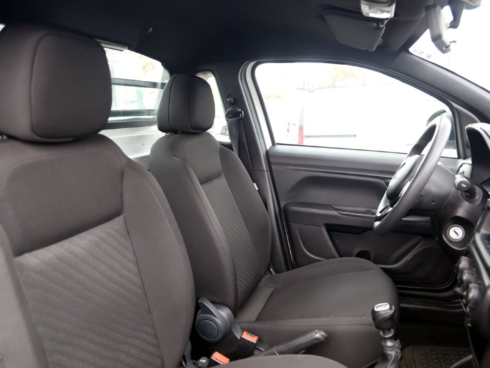 RAM 700 1.4 BENCINA MT 2022 - Imagen 14 de 17