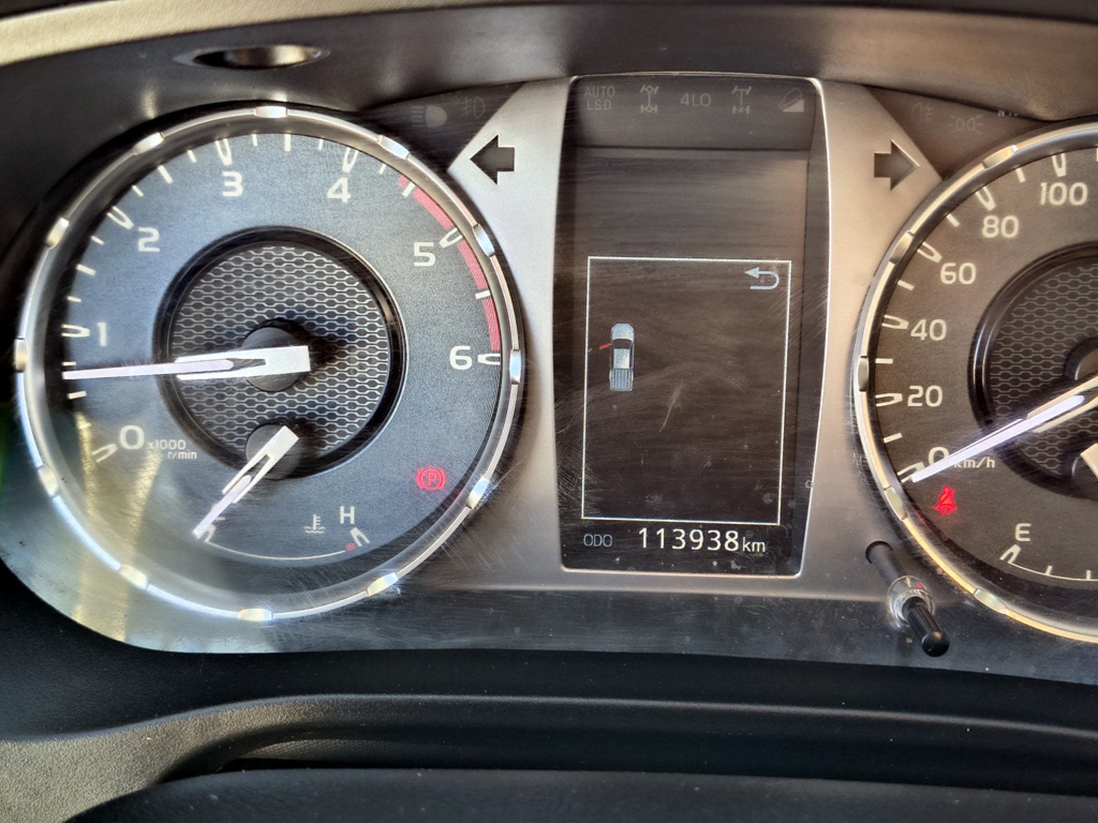 Toyota HILUX 2.4 Diesel 4x4 T/M 2024 - Imagen 12 de 20