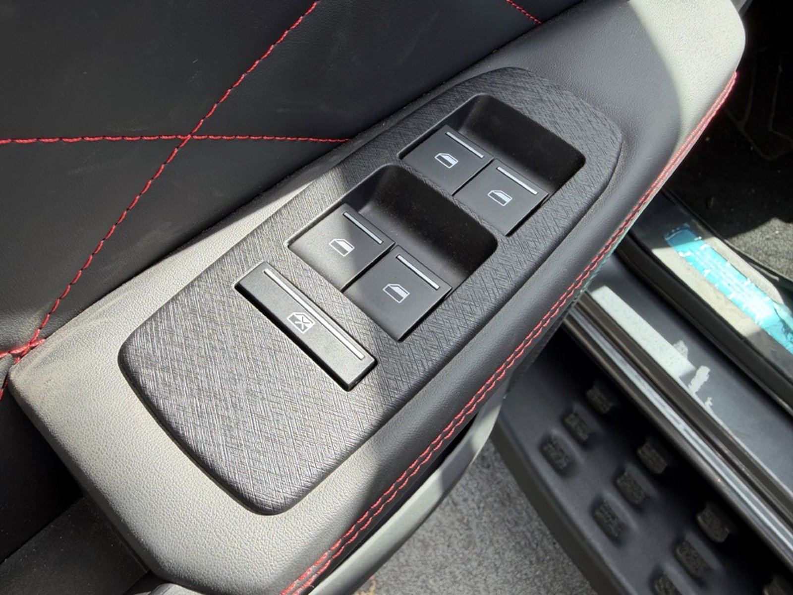 ZX AUTO GRAND LION GRAND LION CABINA DOBLE LUX XL DIESE L4X4 AT 2.3 2026 - Imagen 10 de 20