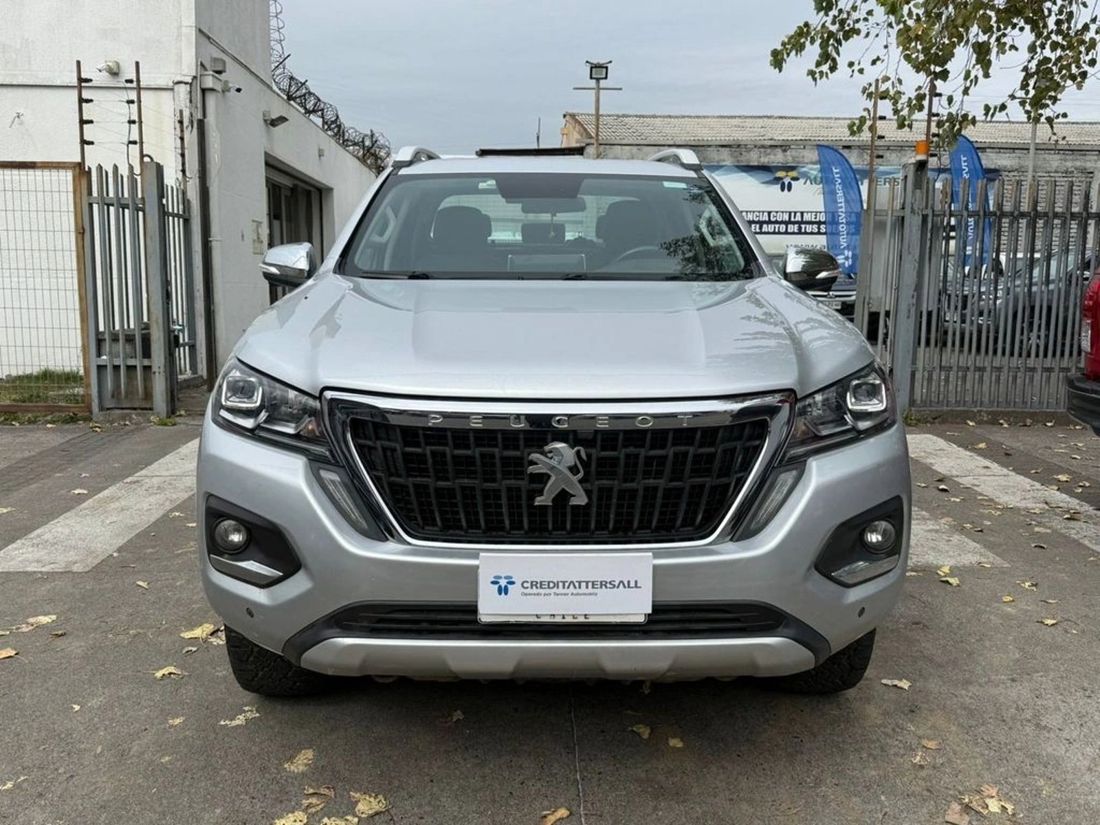 Peugeot LANDTREK ACTIVE HDI  4X4 MT 2023 - Foto 2 de 14