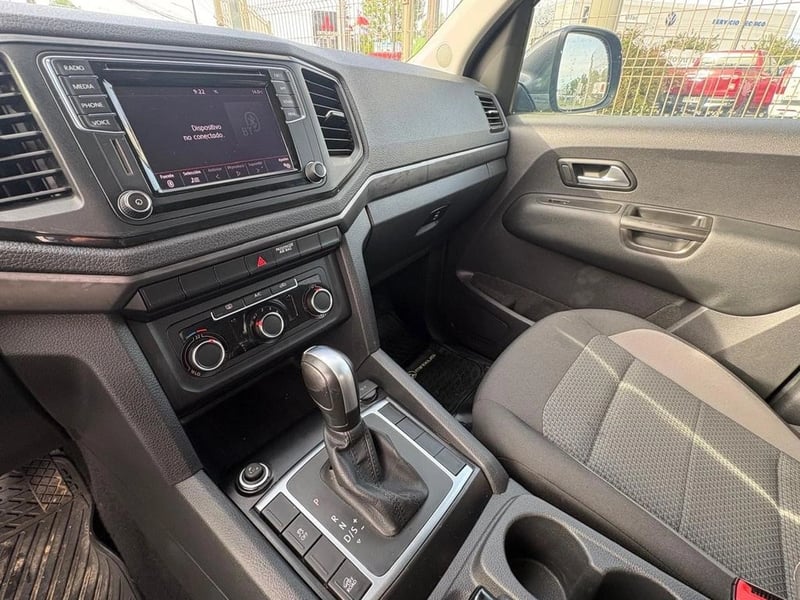 Volkswagen AMAROK 2.0 COMFORTLINE 4MOTION 4X4 2023 - Imagen 9 de 12